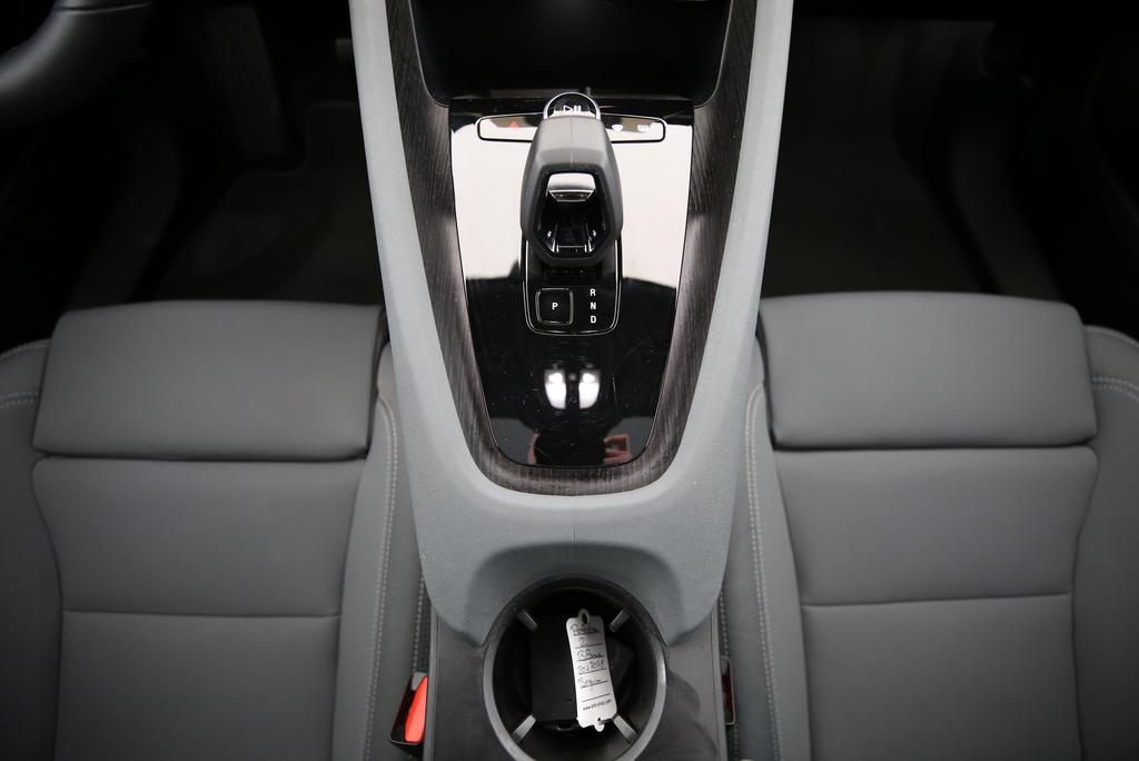 POLESTAR 2 Long Range Dual Motor-image-8