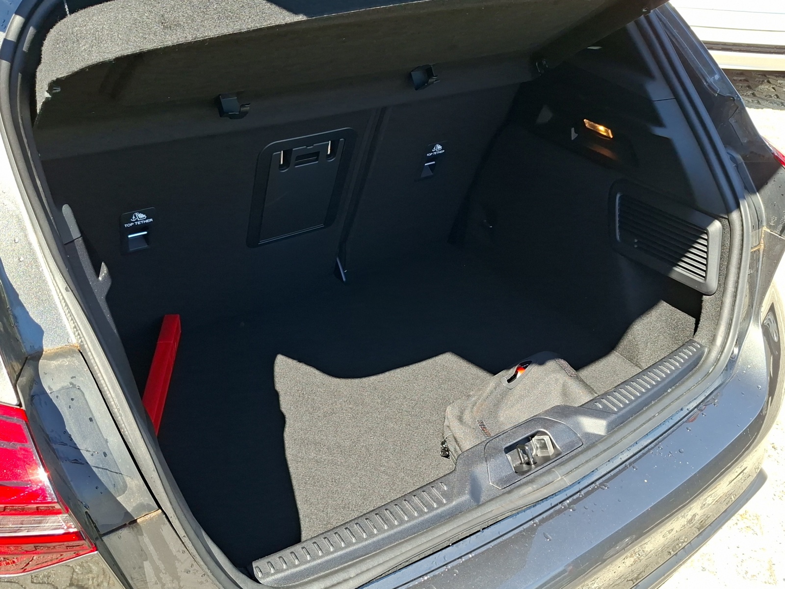 FORD Focus 1.0 MHEV Titanium X Automatique-image-8