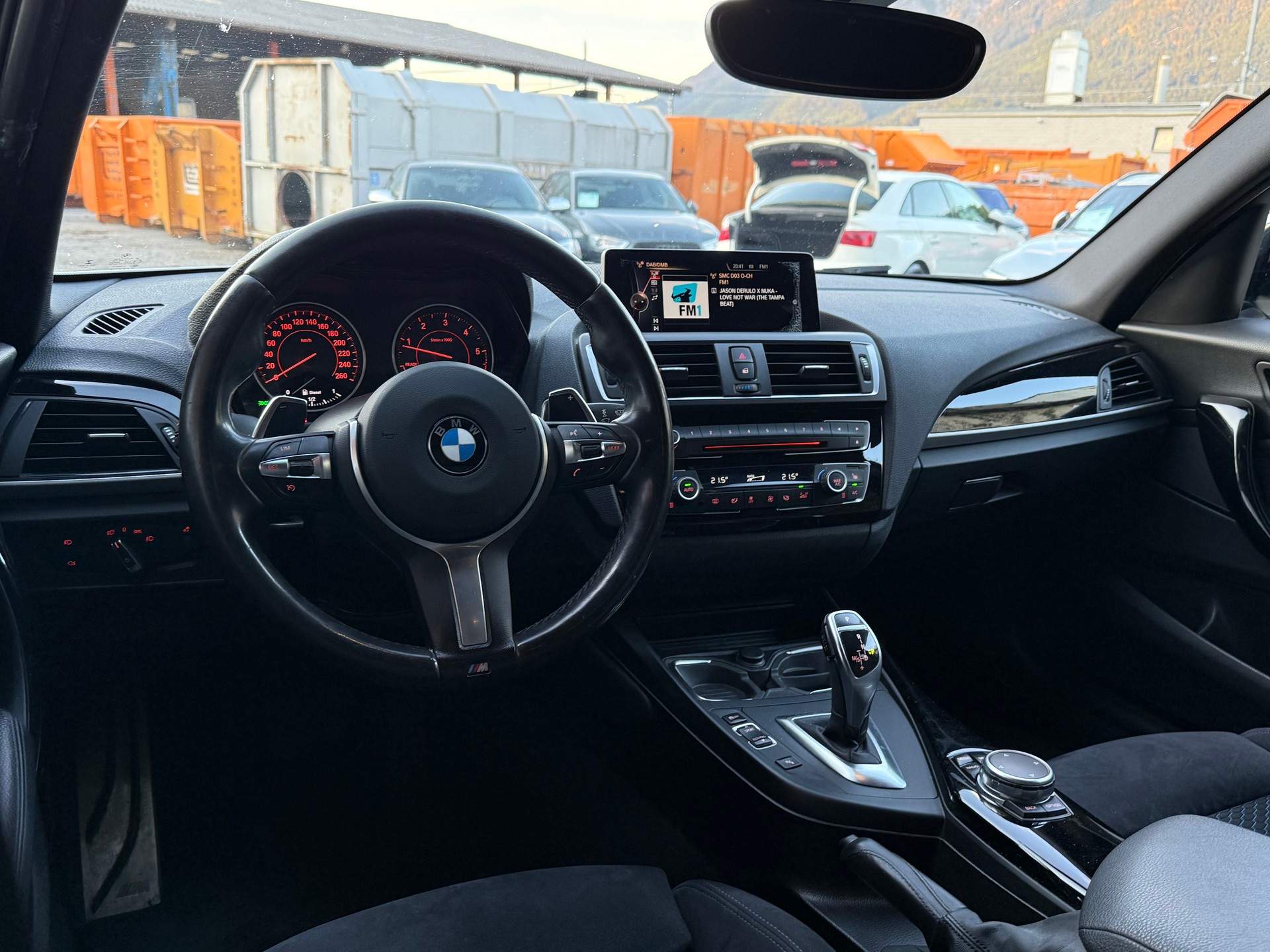 BMW 120d xDrive M Sport Steptronic-image-12