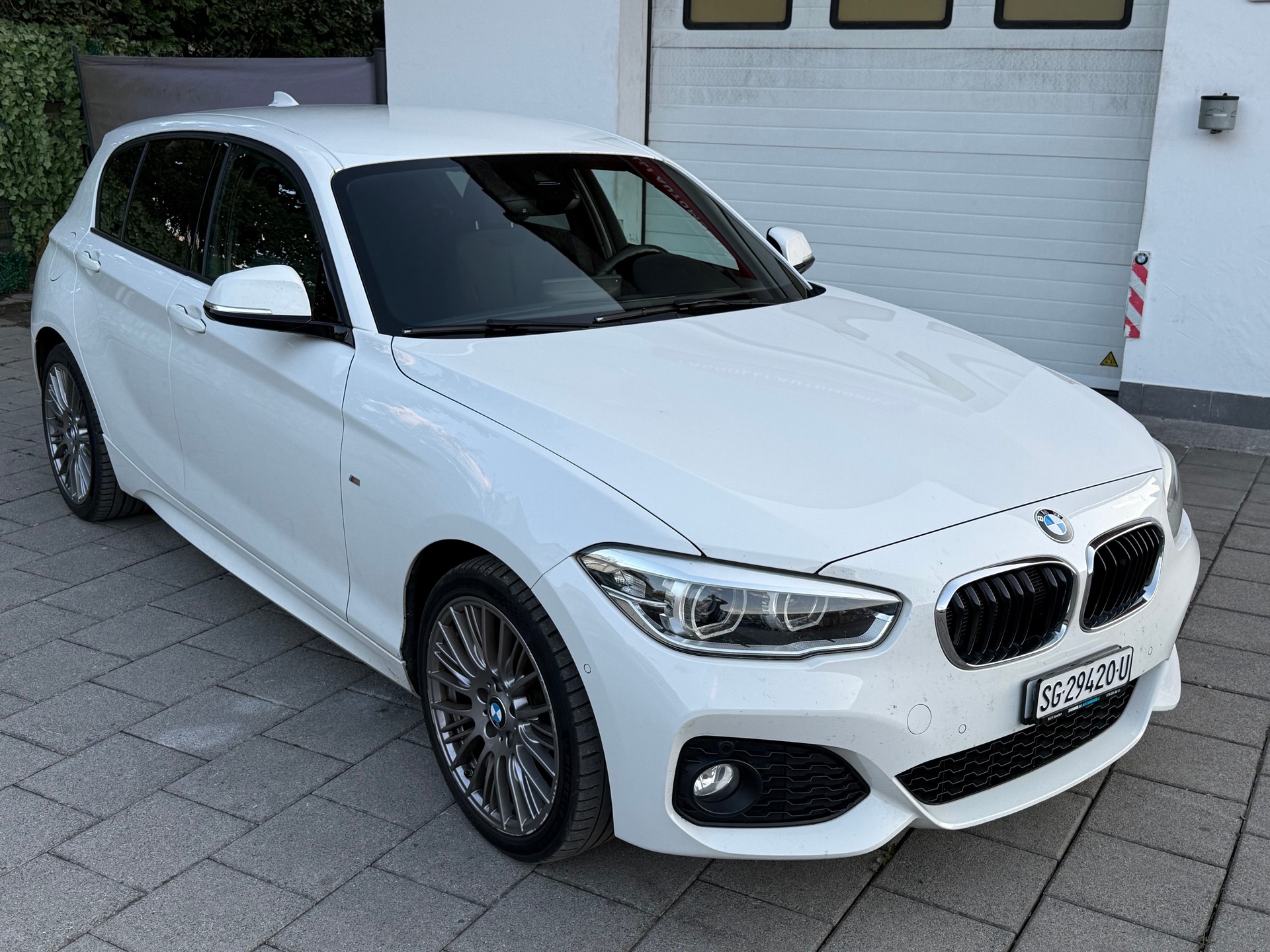 BMW 120d xDrive M Sport Steptronic-image-7