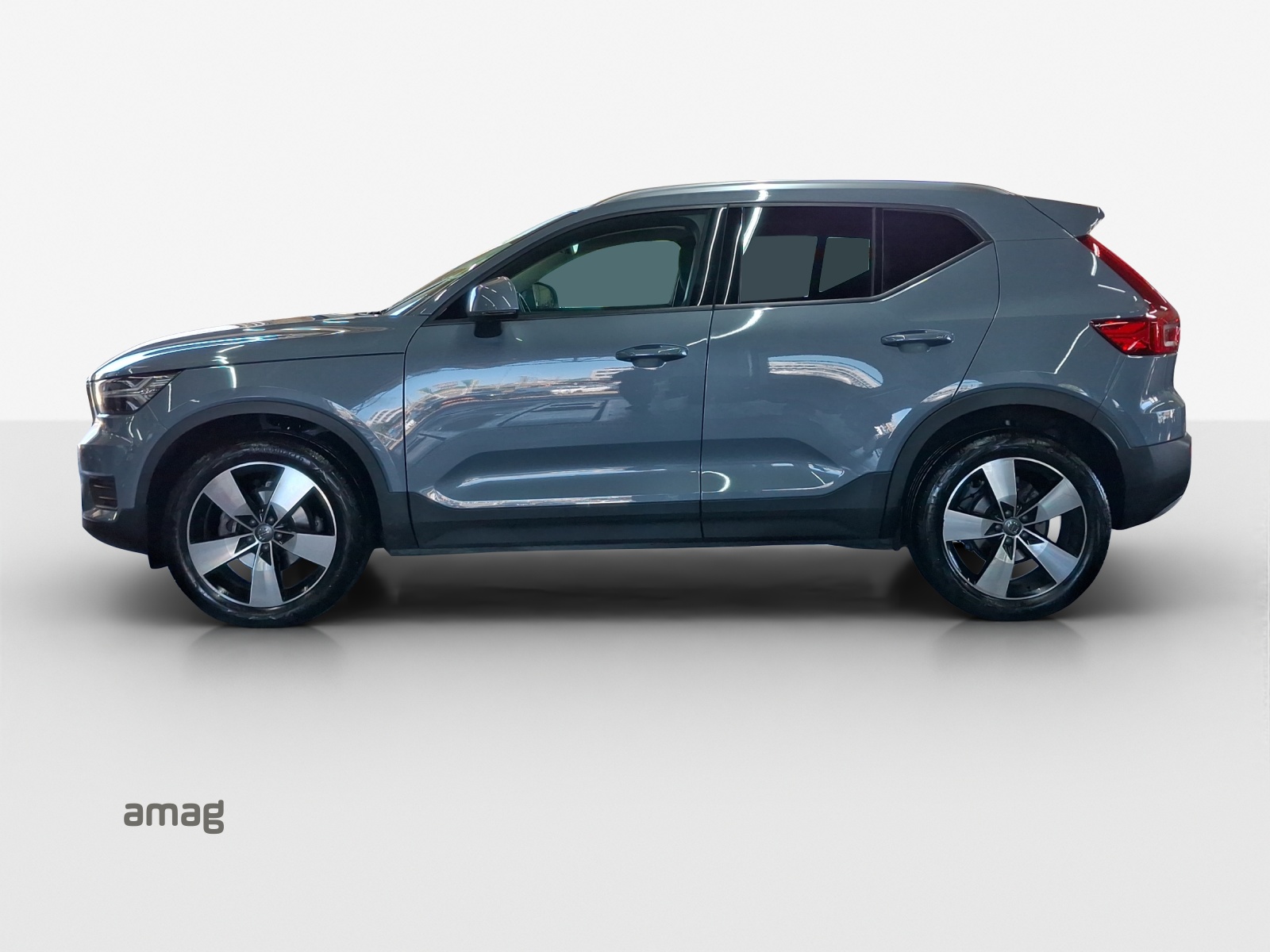 VOLVO XC40 T2 Core Geartronic-image-1