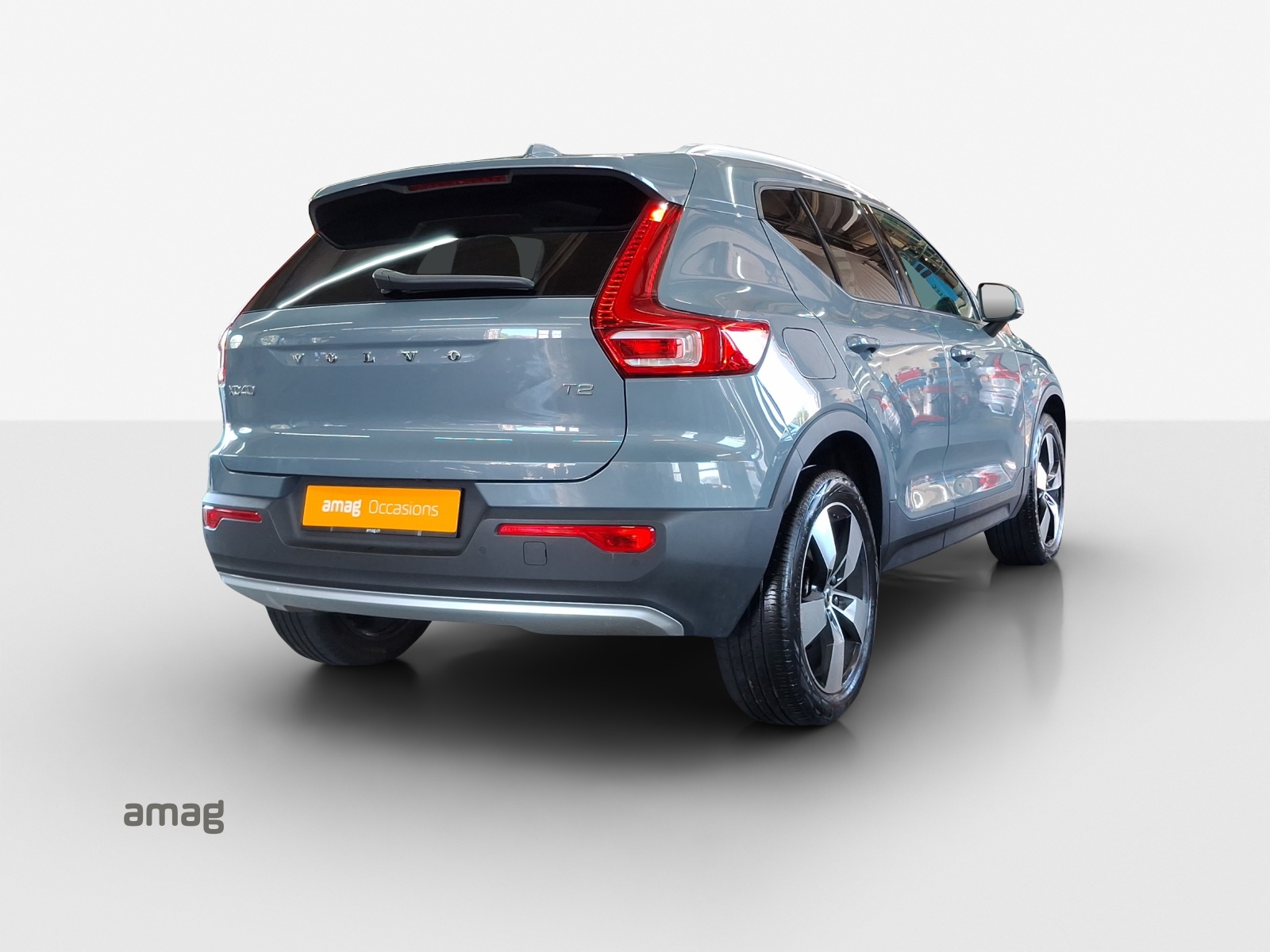 VOLVO XC40 T2 Core Geartronic-image-4