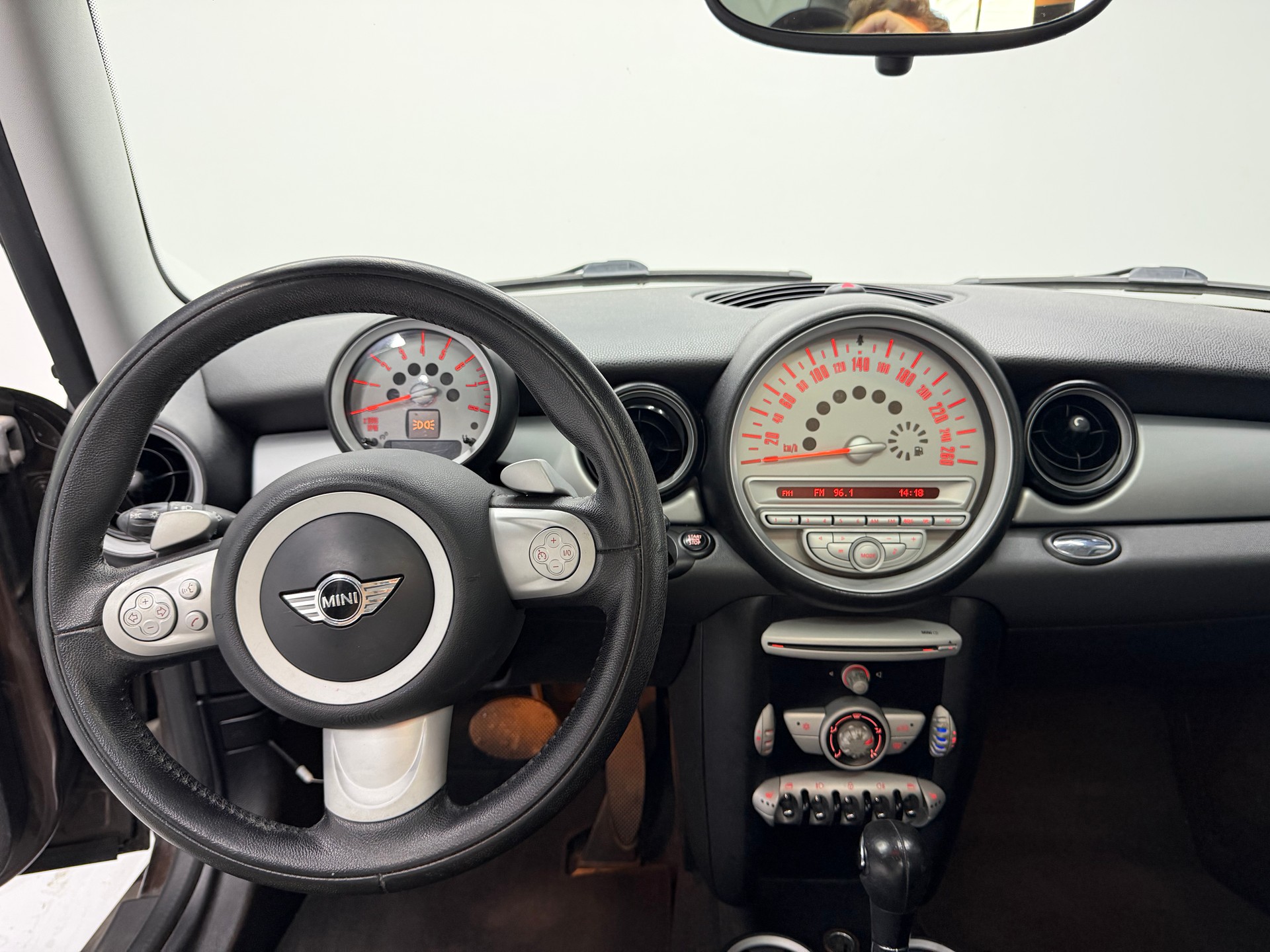 MINI Clubman Cooper Steptronic-image-17