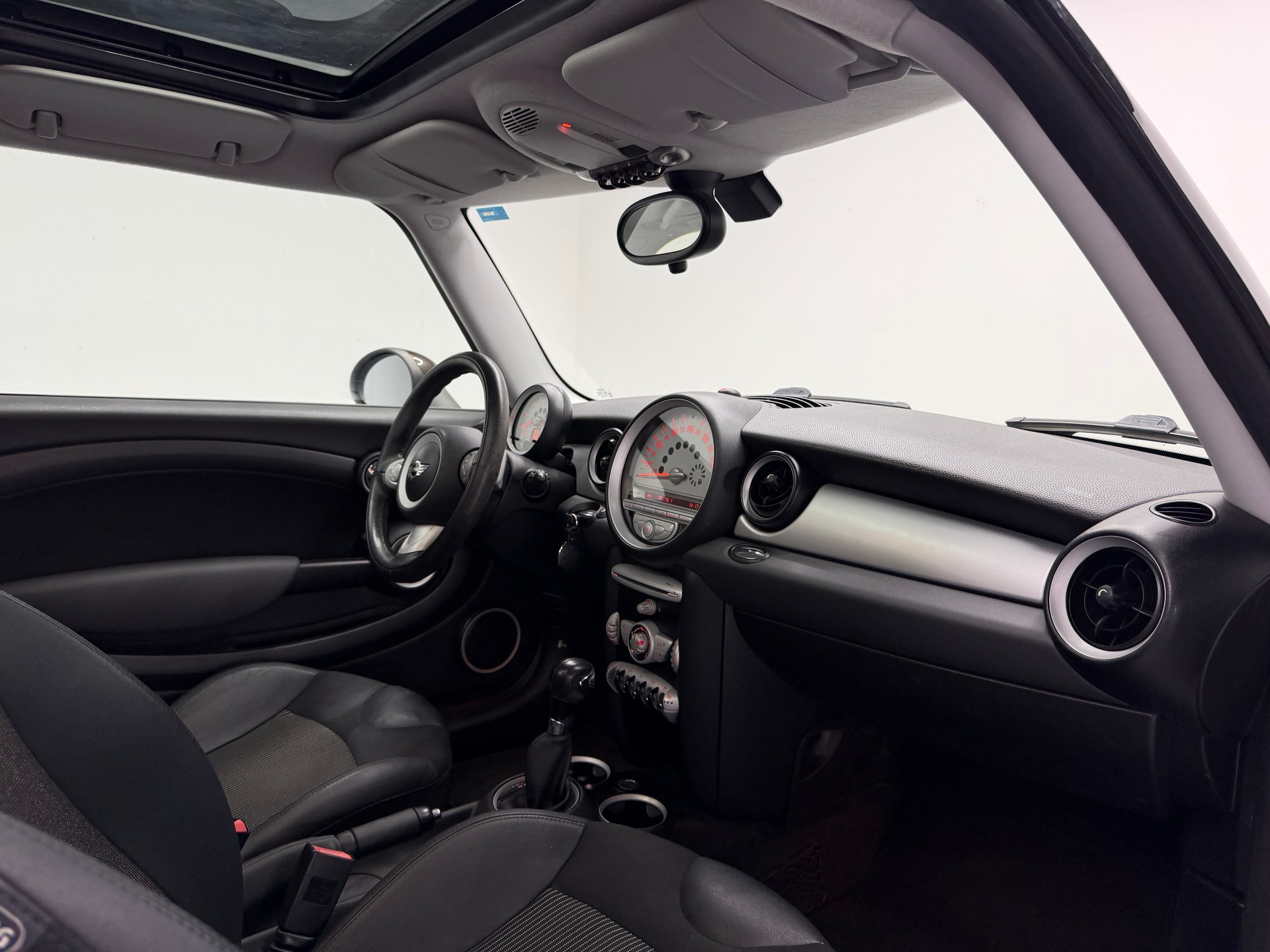 MINI Clubman Cooper Steptronic-image-11