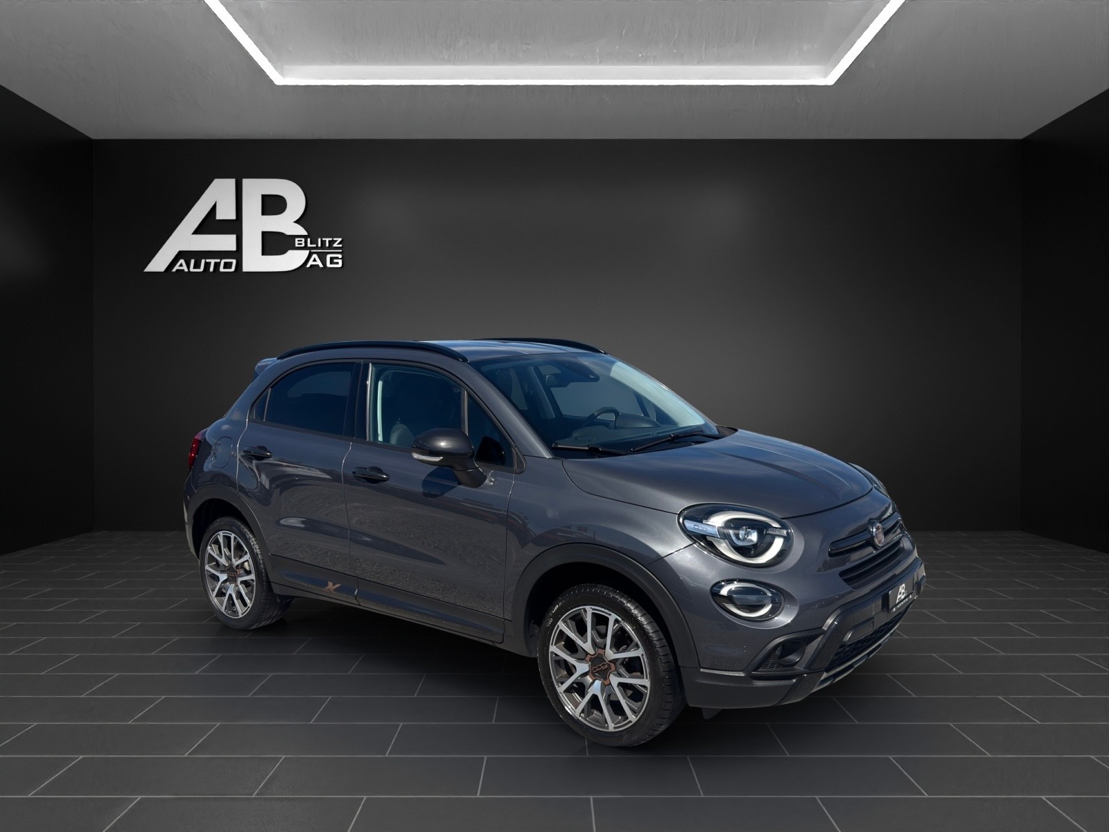 FIAT 500X 2.0MJ S-Design 4x4 Automatic-image-5