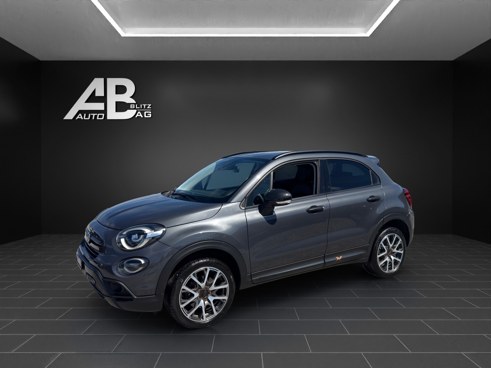 FIAT 500X 2.0MJ S-Design 4x4 Automatic-image-1