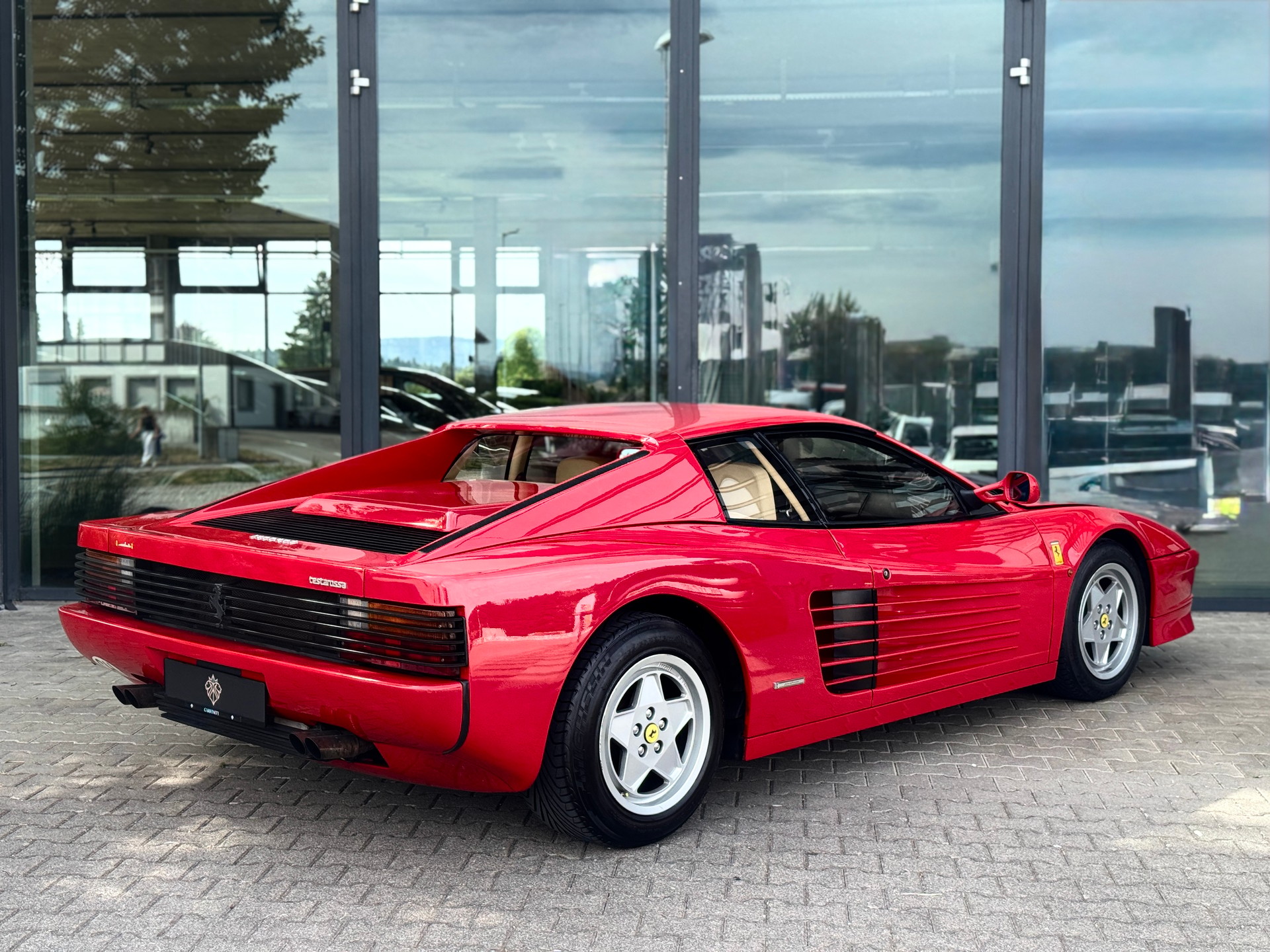 FERRARI Testarossa-image-5