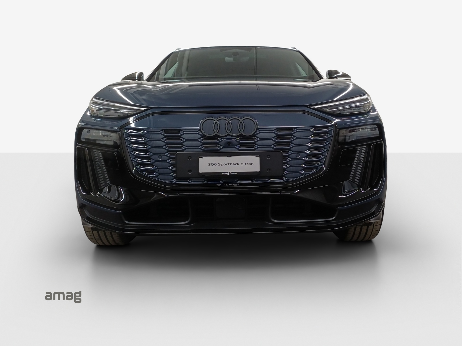 AUDI SQ6 Sportback e-tron quattro-image-6