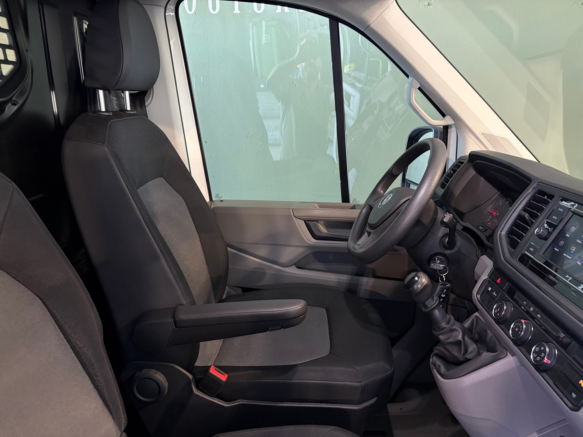 VW Crafter 35 2.0 TDI L3 ***CH-Fahrzeug***-image-20