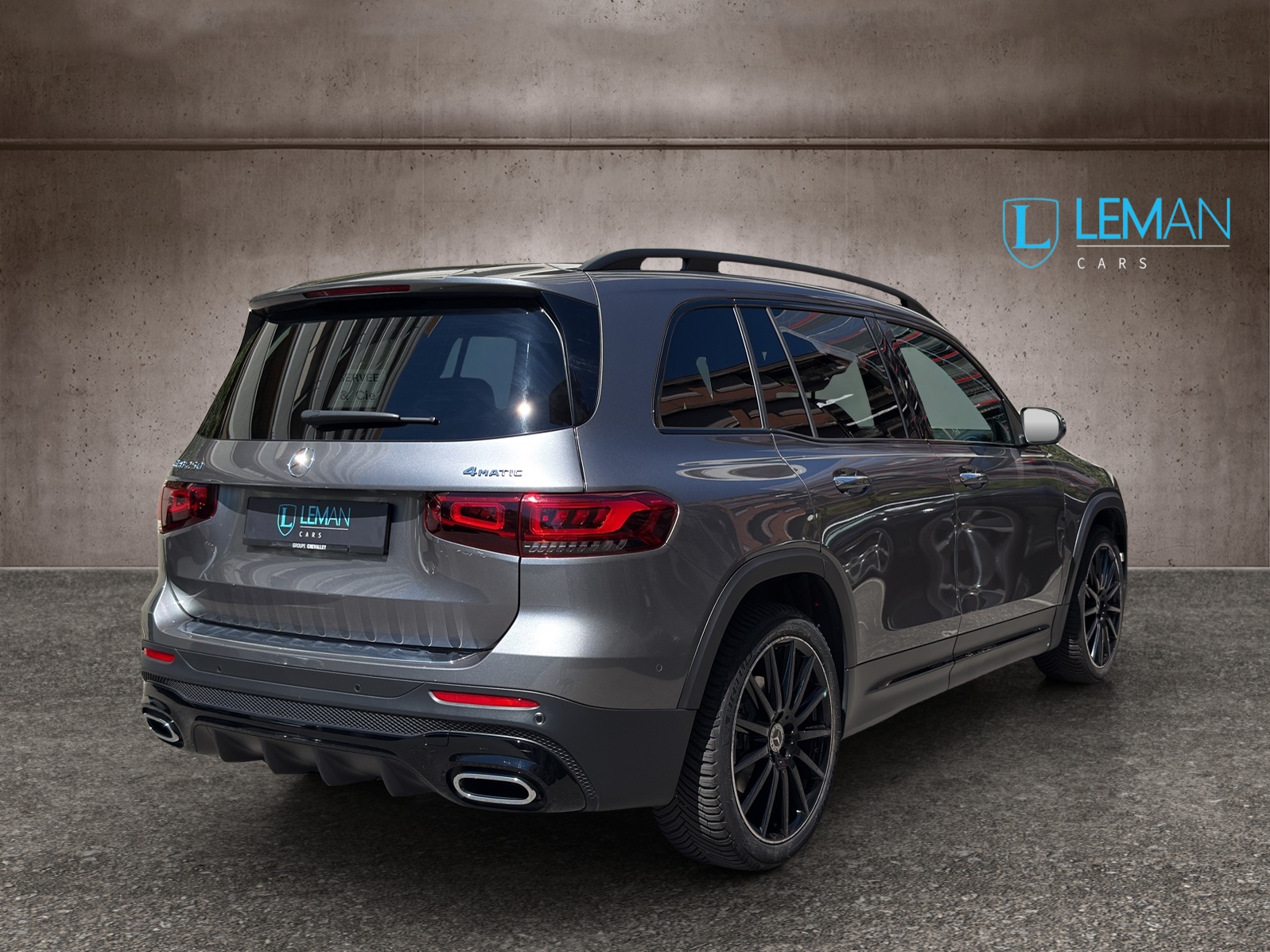 MERCEDES-BENZ GLB 250 4Matic AMG Line 8G-Tronic-image-4