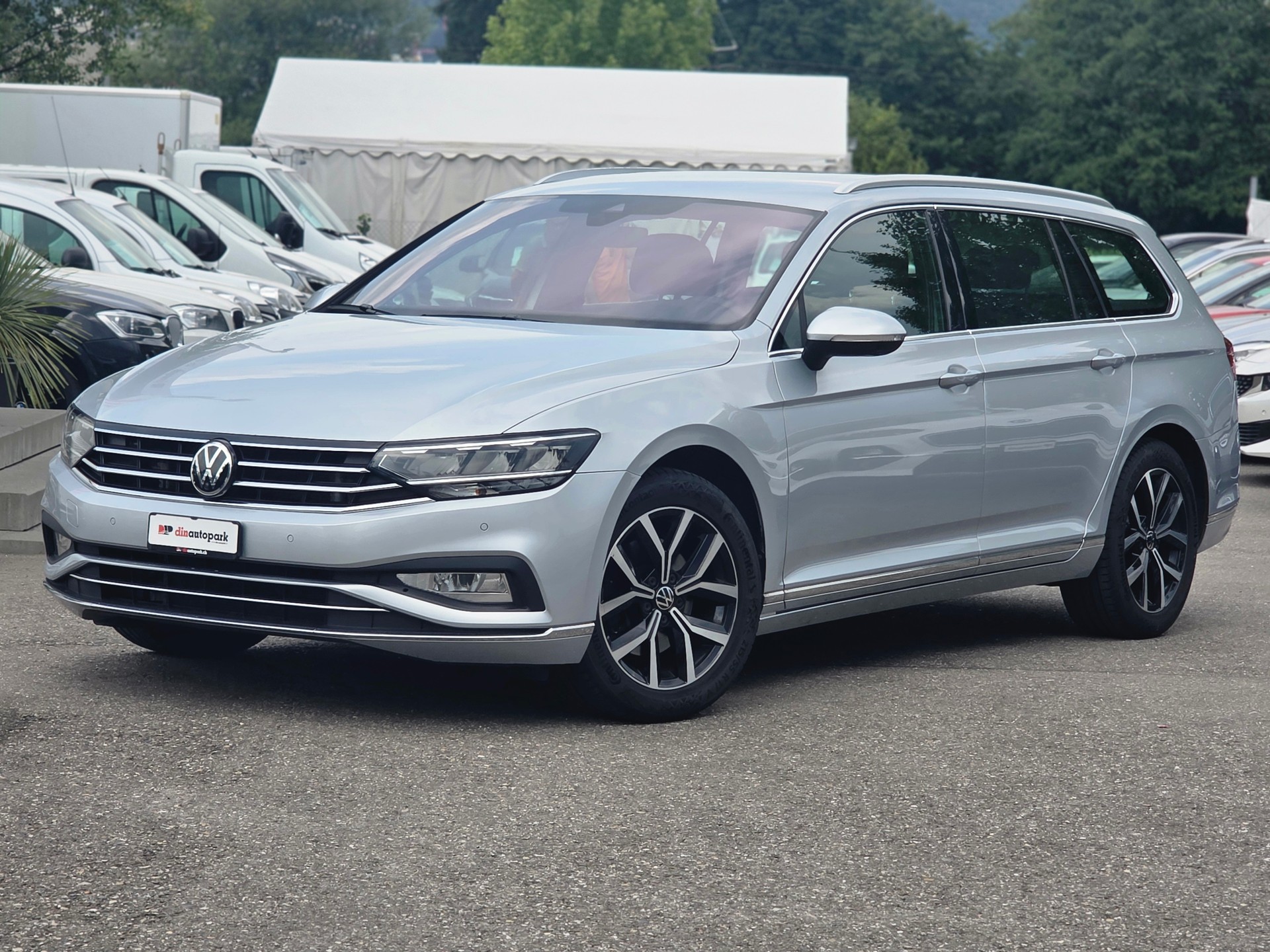 VW Passat 2.0 TDI BMT Elegance 4Motion DSG * CH-Fahrzeug * Vollausstattung * Frisch ab MFK *-image-1