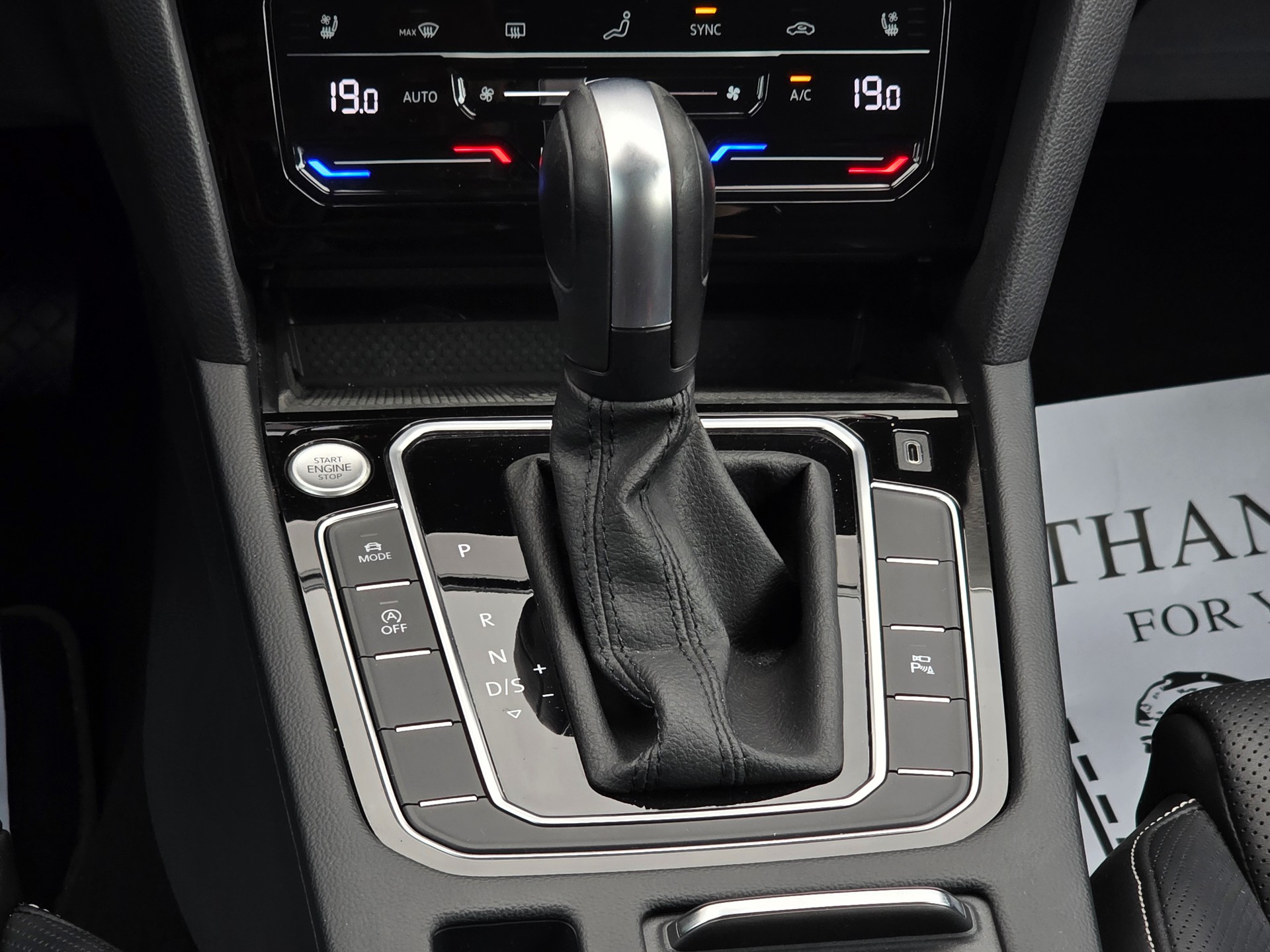 VW Passat 2.0 TDI BMT Elegance 4Motion DSG * CH-Fahrzeug * Vollausstattung * Frisch ab MFK *-image-22