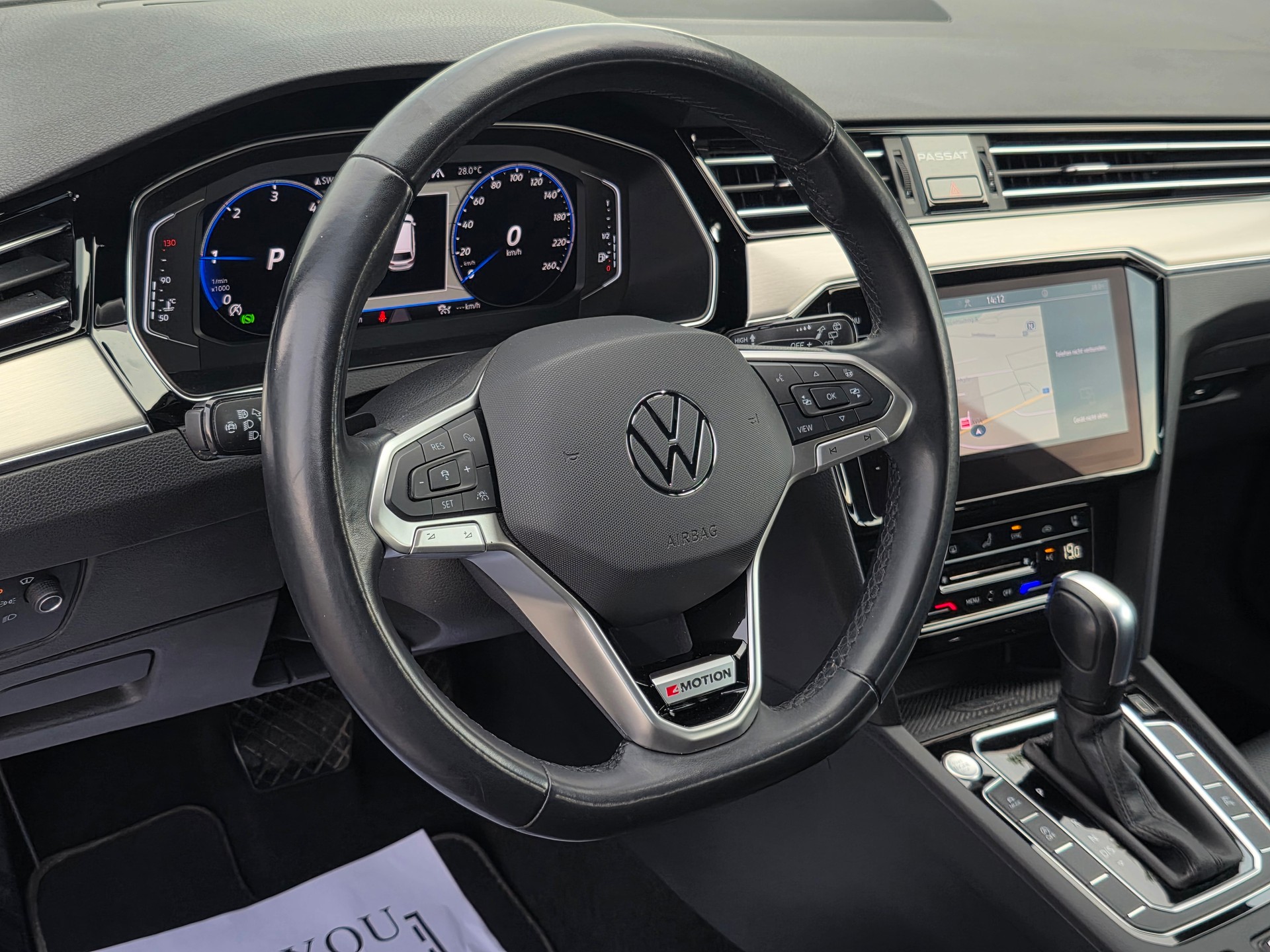 VW Passat 2.0 TDI BMT Elegance 4Motion DSG * CH-Fahrzeug * Vollausstattung * Frisch ab MFK *-image-12
