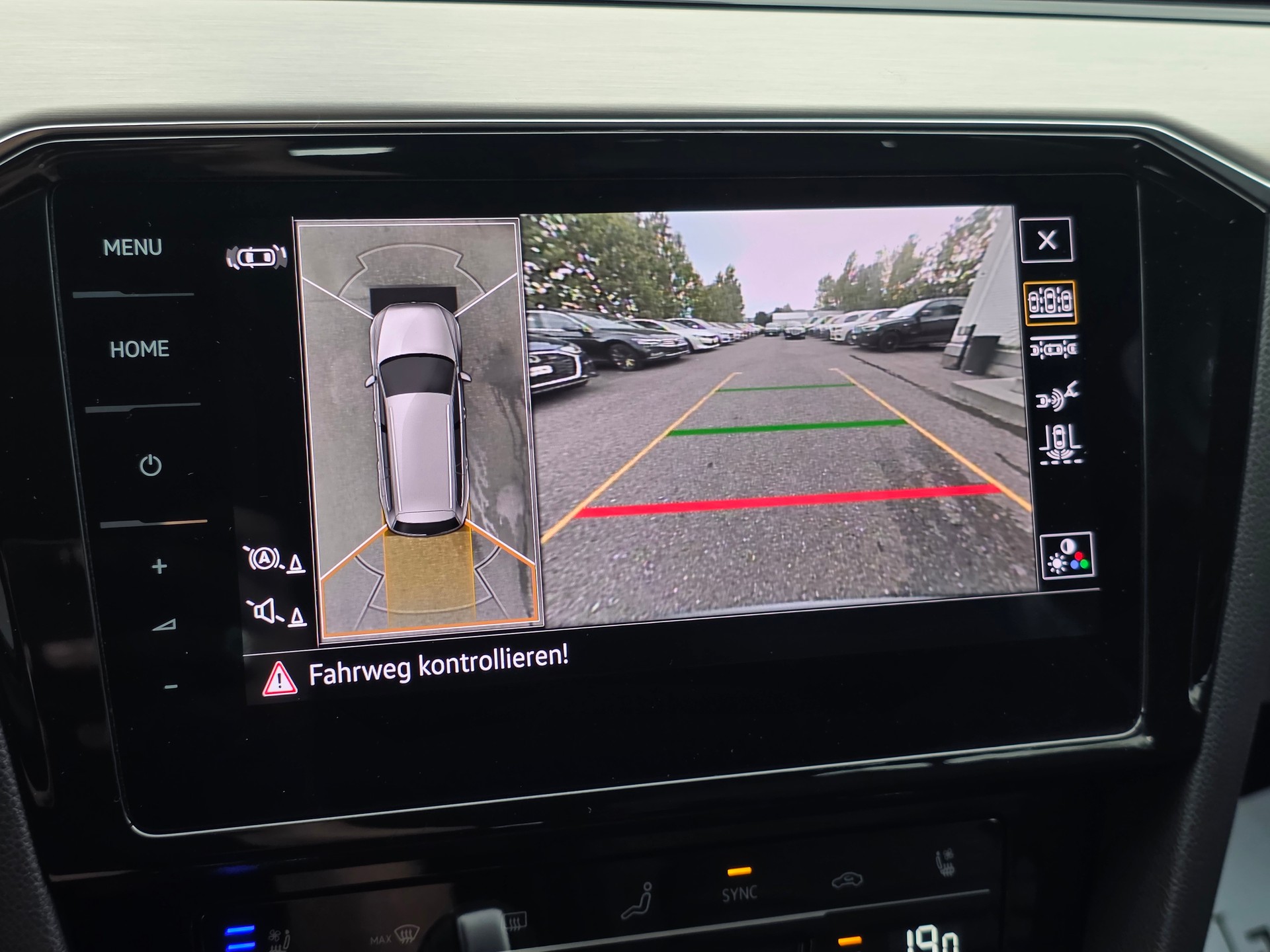 VW Passat 2.0 TDI BMT Elegance 4Motion DSG * CH-Fahrzeug * Vollausstattung * Frisch ab MFK *-image-18