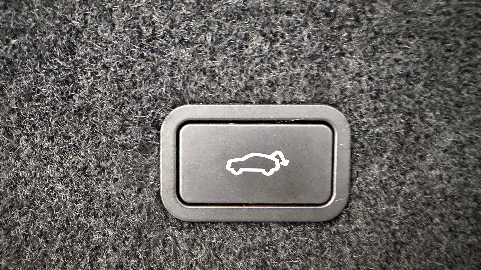 POLESTAR 4 Long Range Dual Motor-image-15