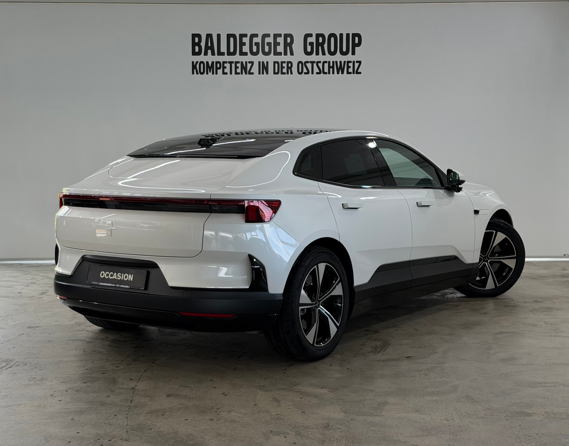 POLESTAR 4 Long Range Dual Motor-image-2