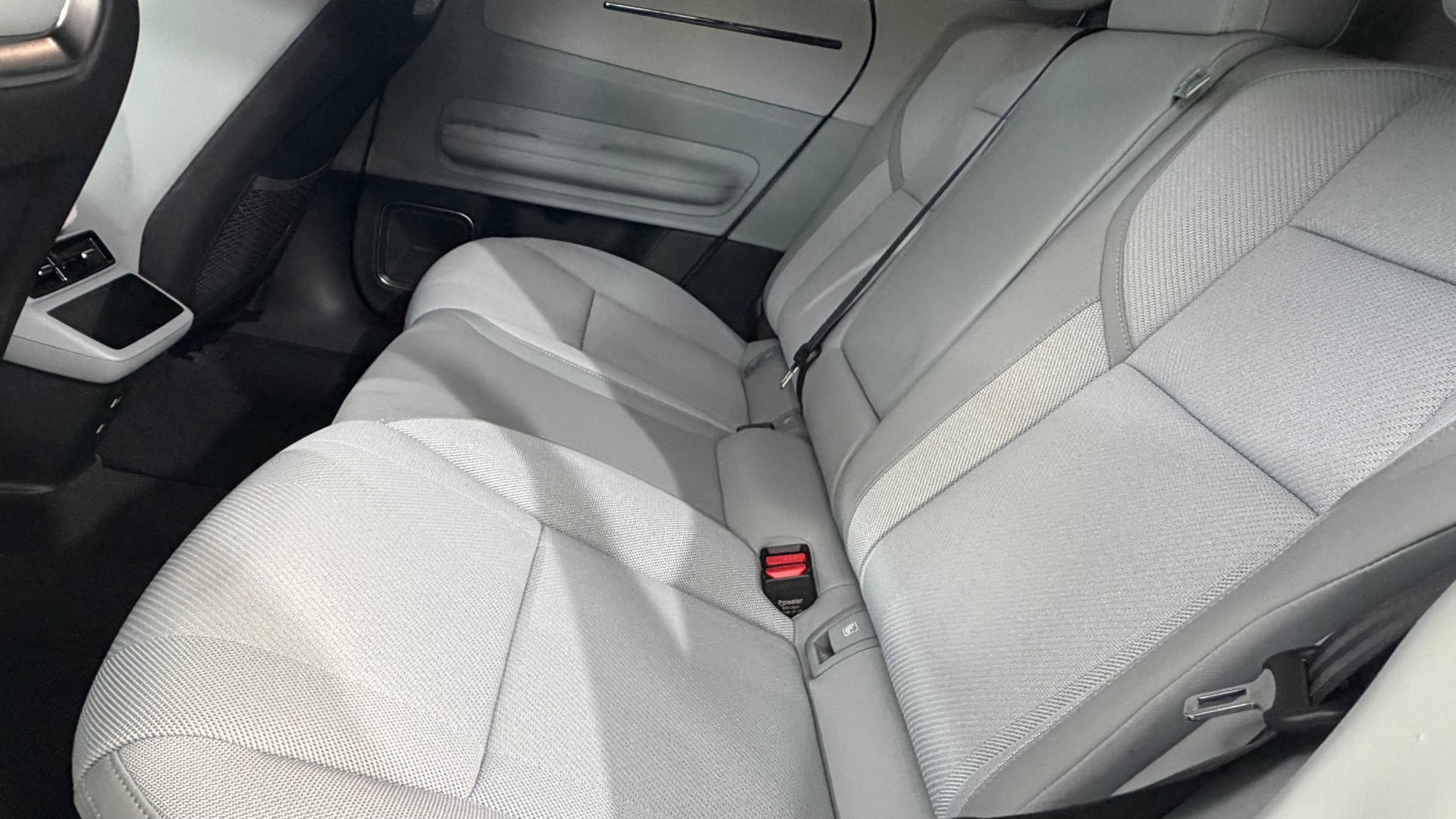POLESTAR 4 Long Range Dual Motor-image-6