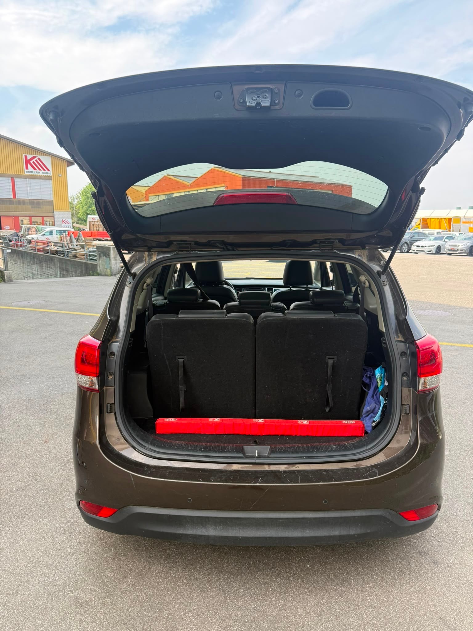 KIA Carens 1.6 GDI Classic-image-15