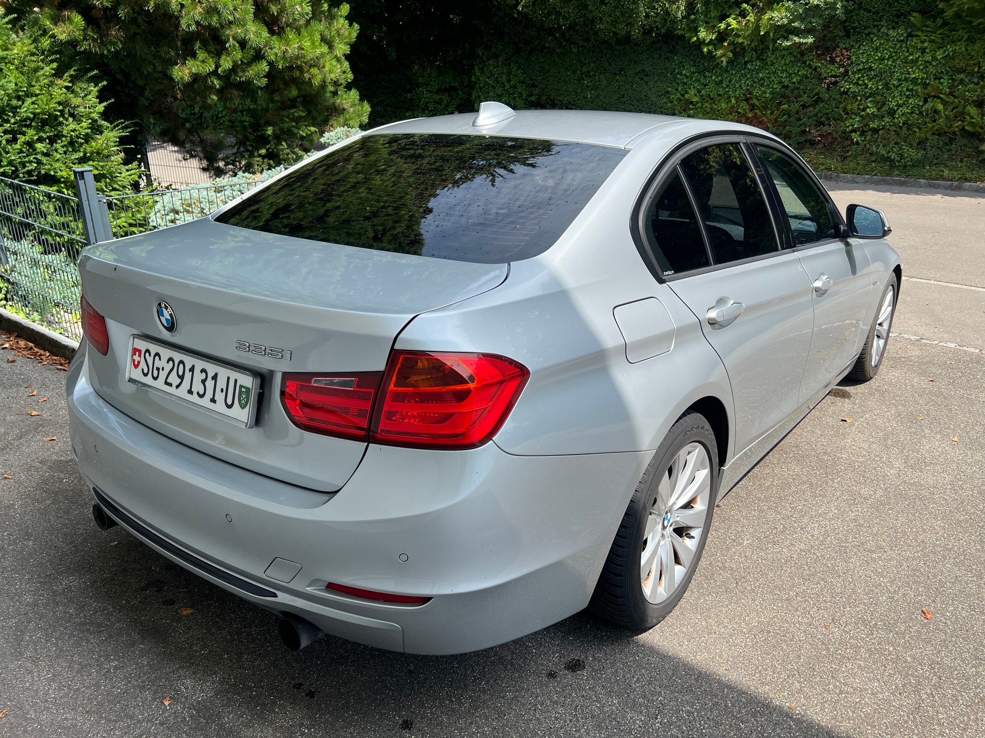 BMW 335i Sport Line Steptronic-image-2