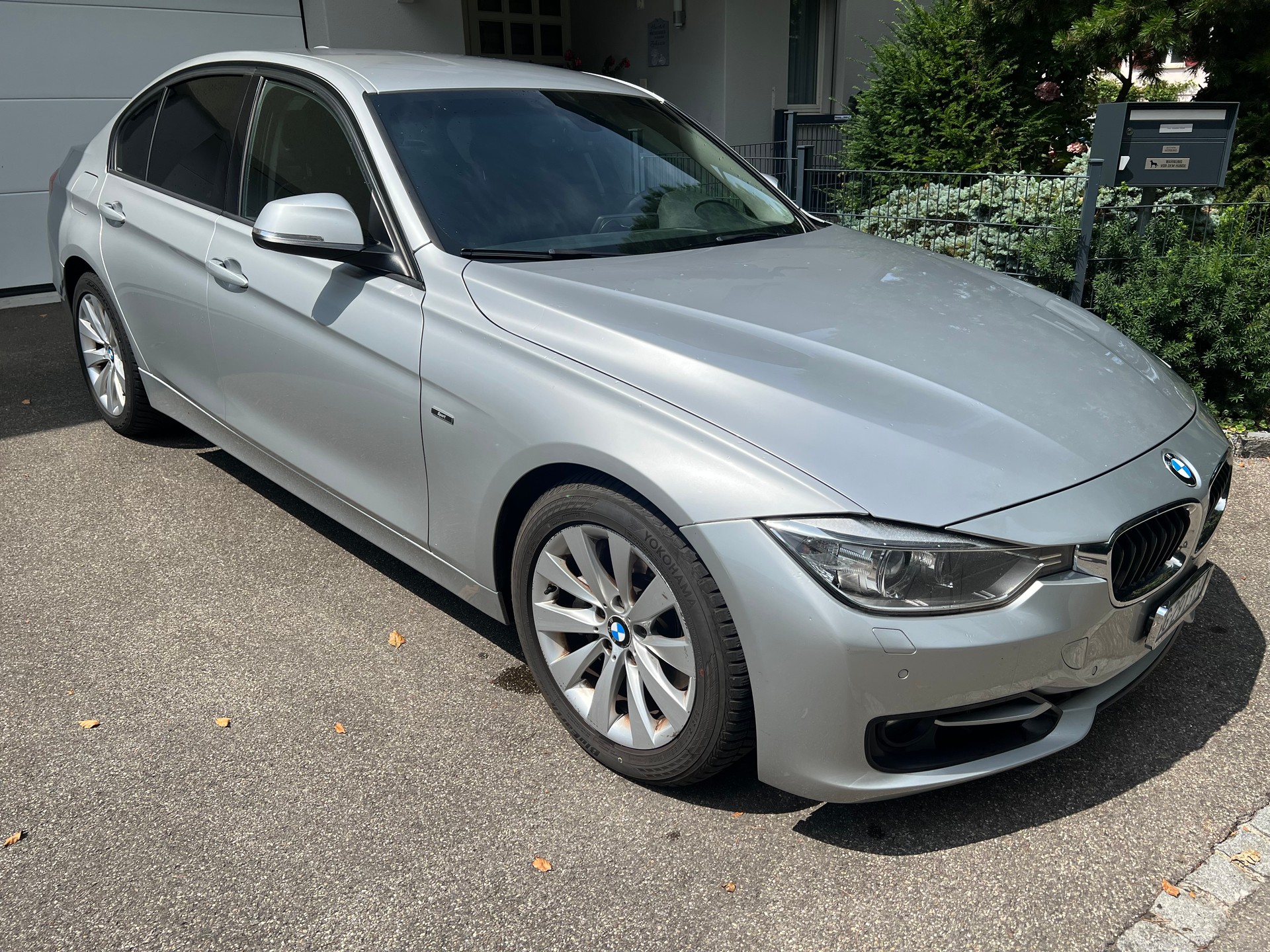 BMW 335i Sport Line Steptronic-image-3