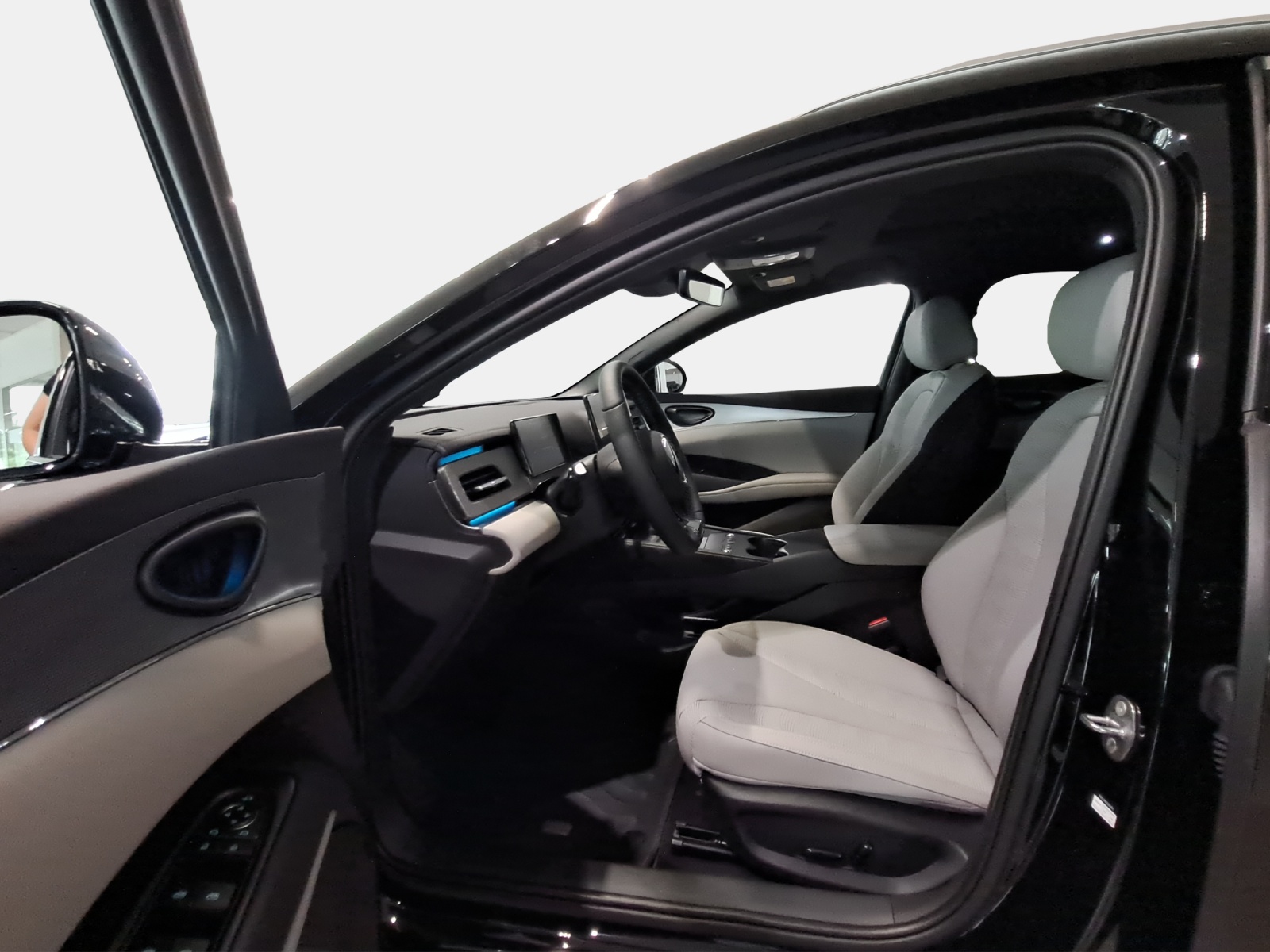 BYD Seal 6 DM-i Touring Comfort-image-9