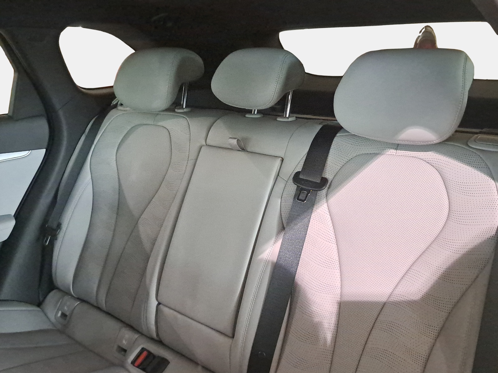 BYD Seal 6 DM-i Touring Comfort-image-10