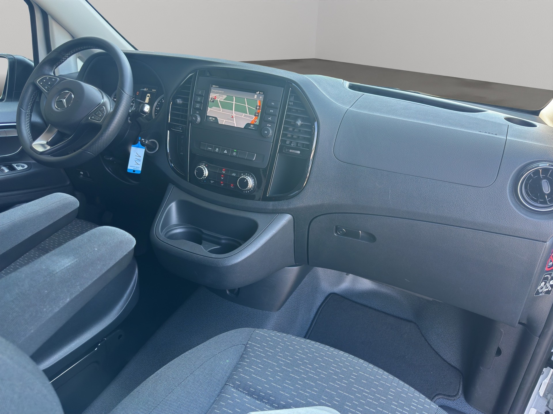 MERCEDES-BENZ Pössl Campstar 250 d 4Matic-image-9