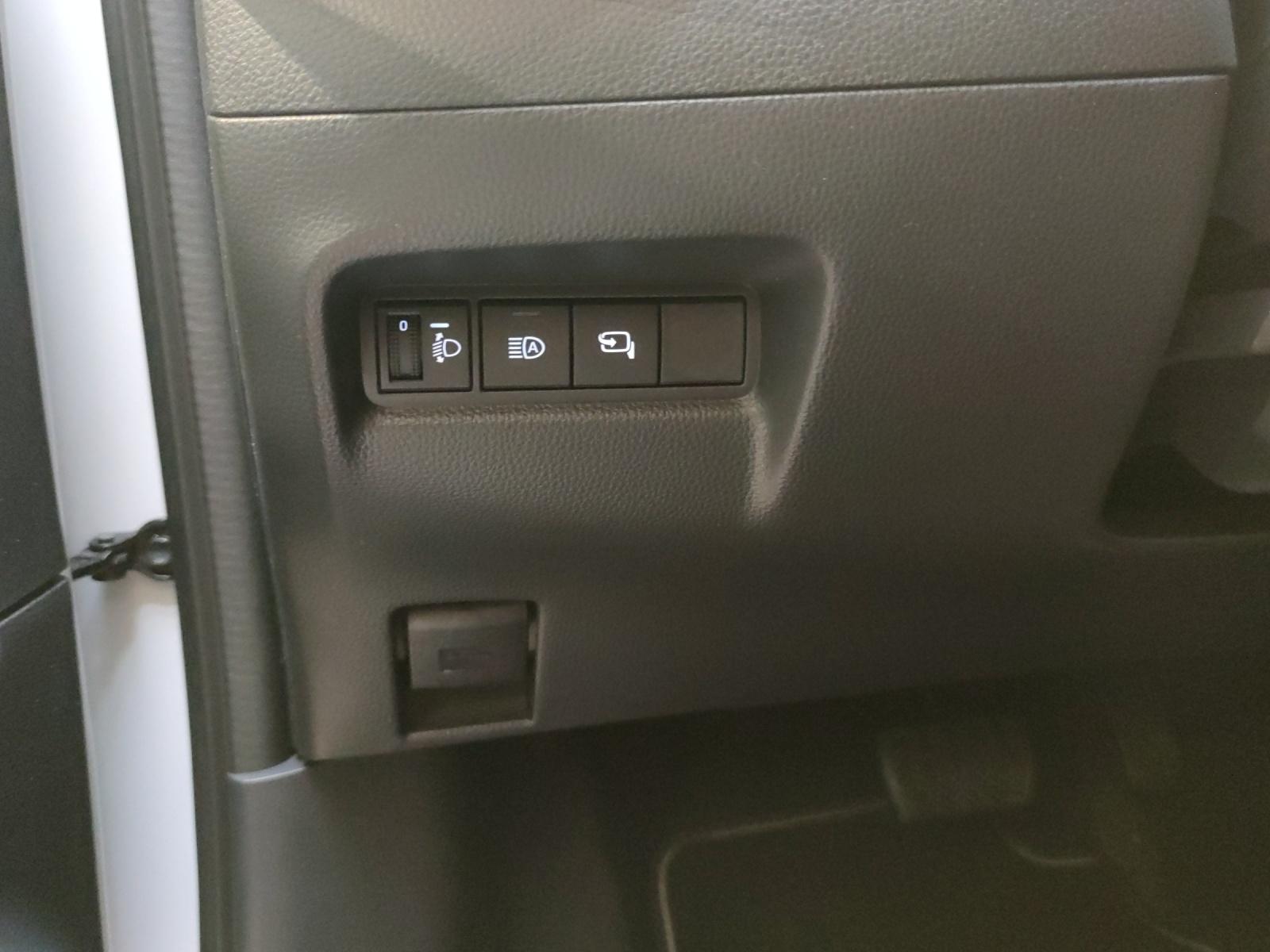 TOYOTA Aygo X 1.5 VVT-i HSD GR Sport-image-19