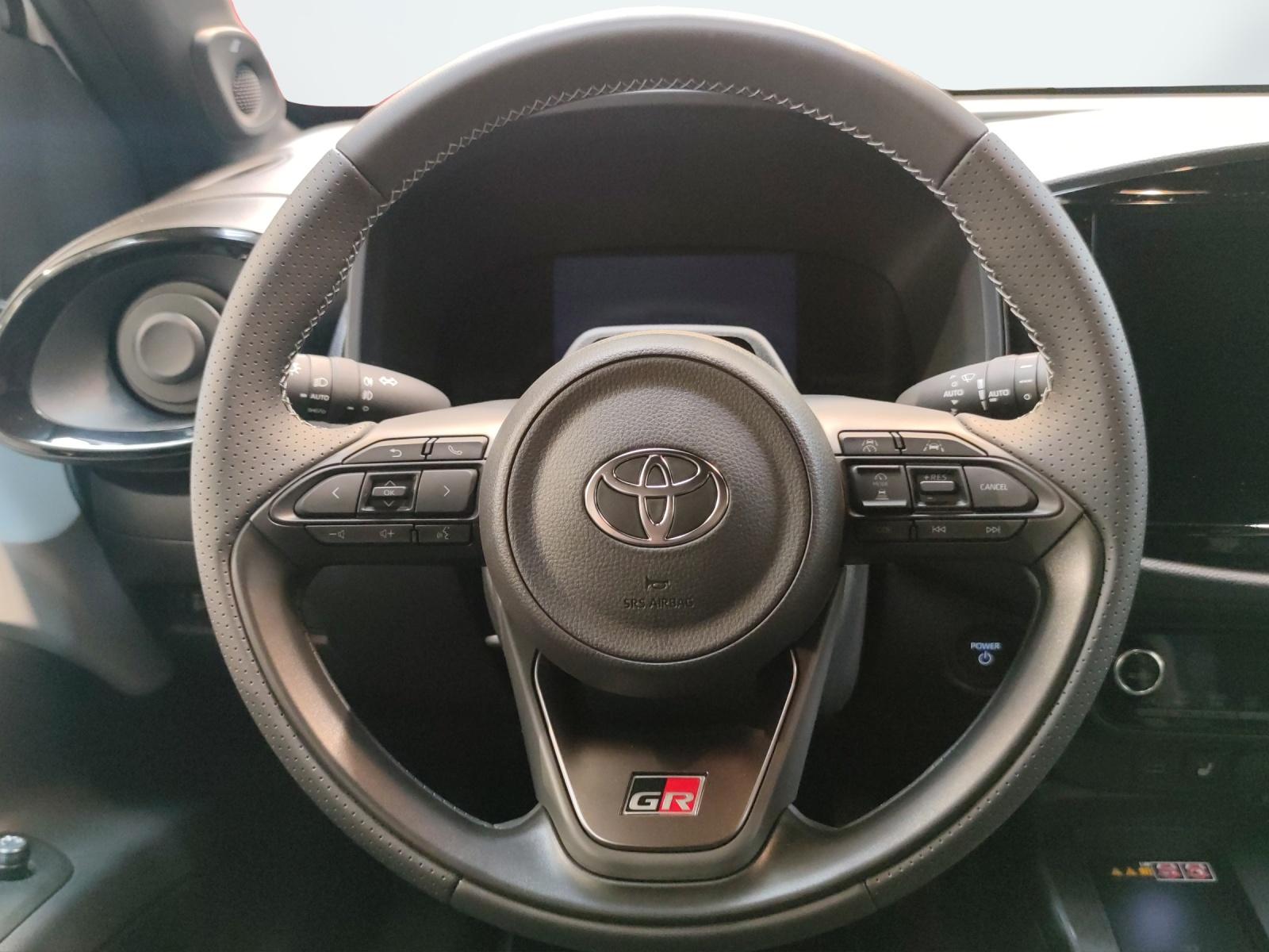 TOYOTA Aygo X 1.5 VVT-i HSD GR Sport-image-12