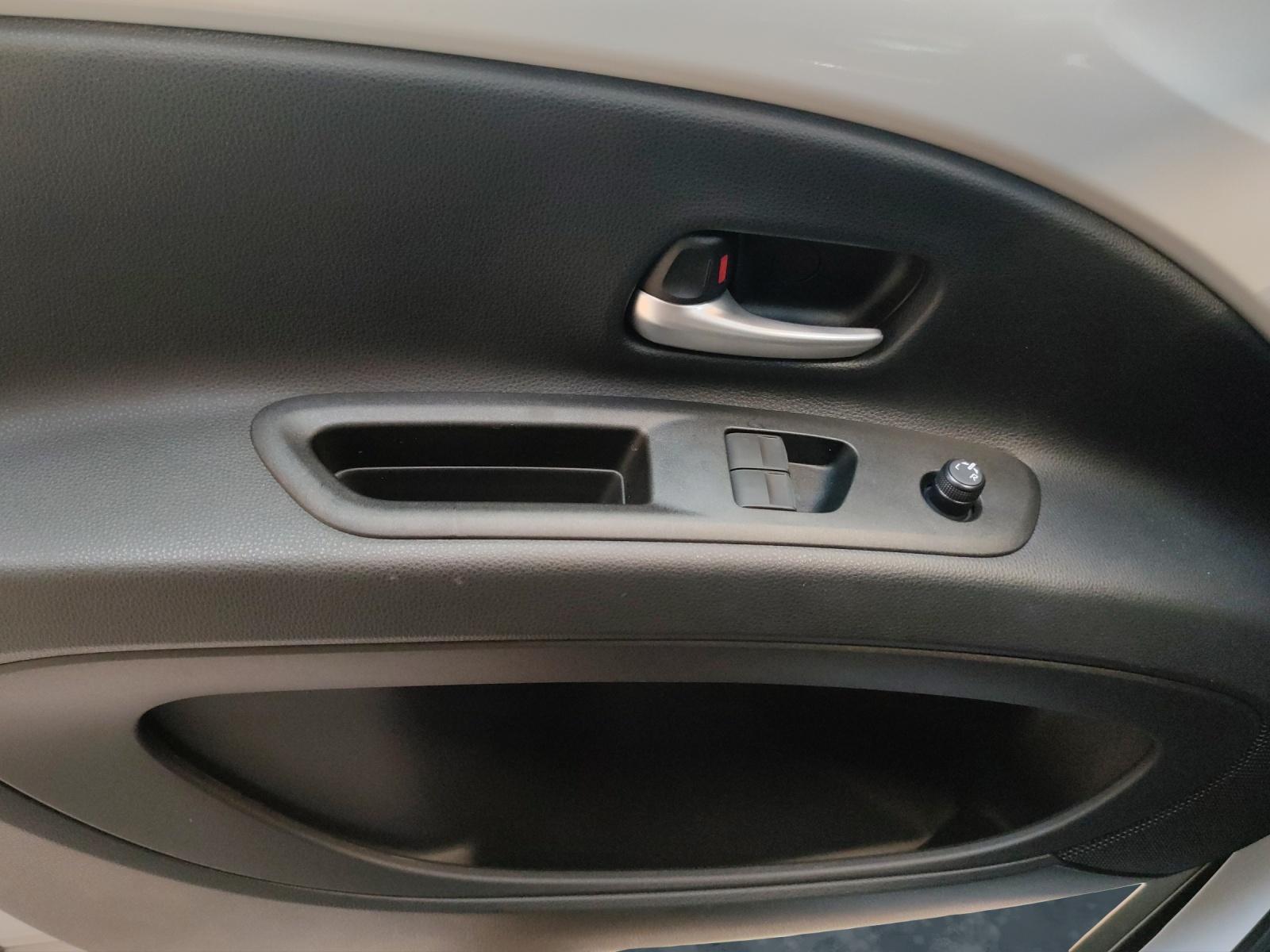 TOYOTA Aygo X 1.5 VVT-i HSD GR Sport-image-16