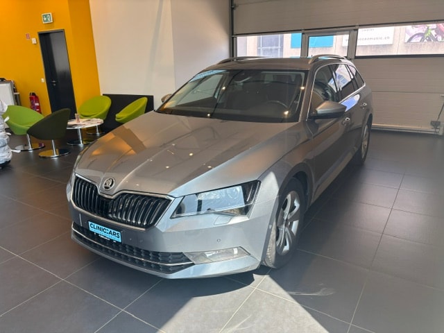 SKODA Superb Combi 1.4 TSI ACT Style DSG-image-3