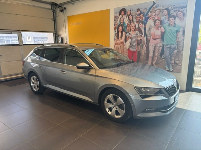 SKODA Superb Combi 1.4 TSI ACT Style DSG-image-0