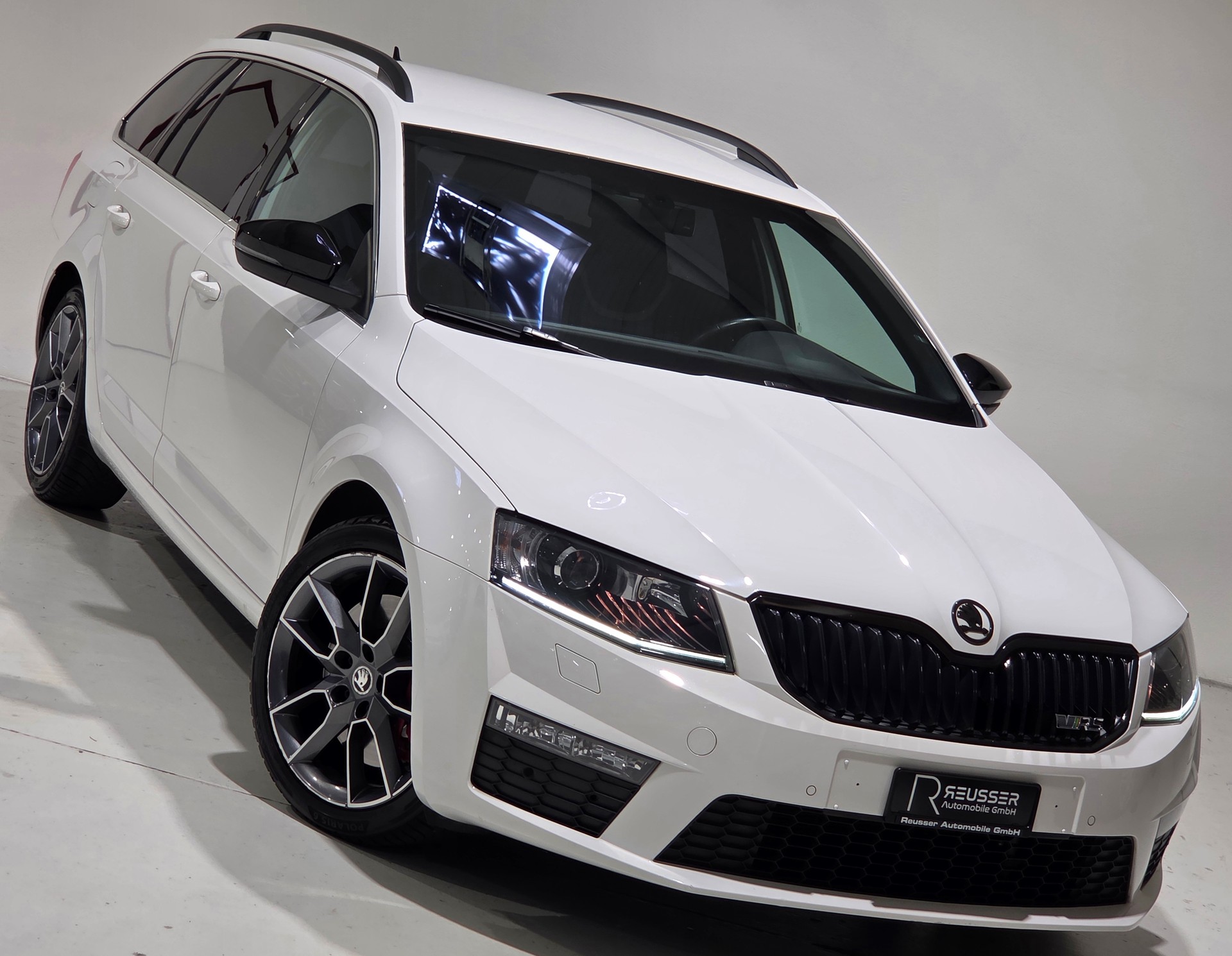 SKODA Octavia Combi 2.0 TDI RS DSG-image-17