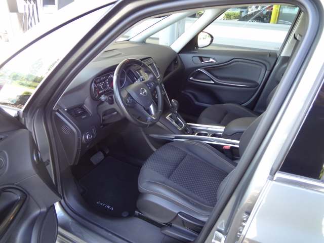 OPEL Zafira 1.6 Turbo Excellence-image-8