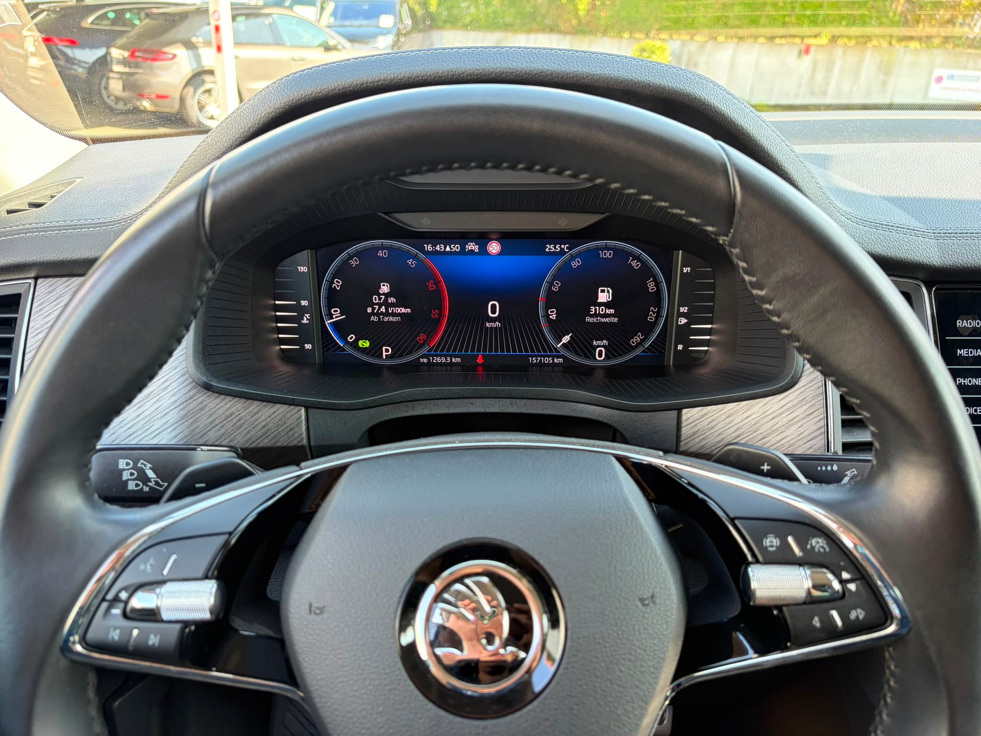 SKODA Kodiaq 2.0 TDI CR Style 4x4 DSG-image-10