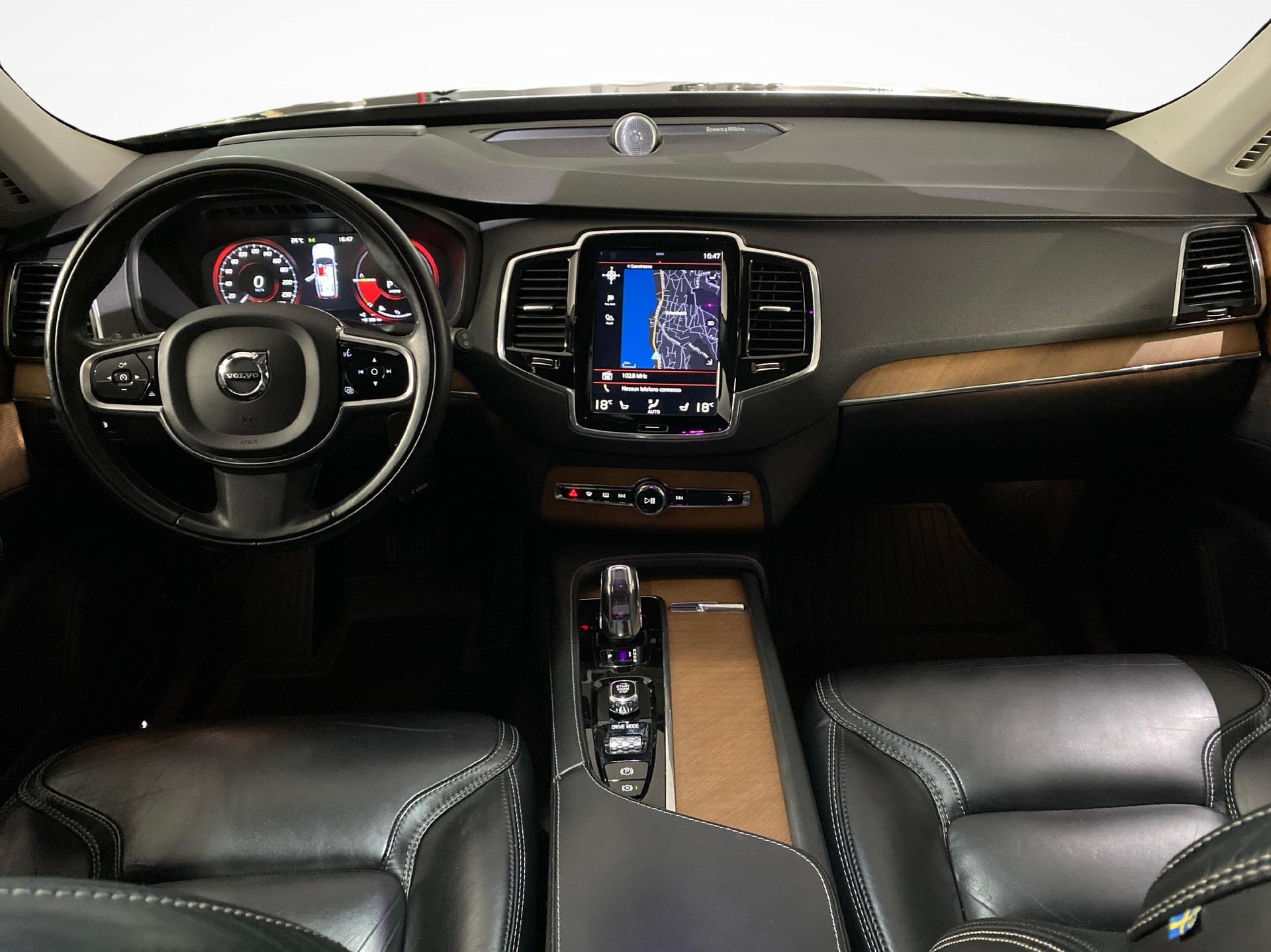 VOLVO XC90 2.0 T8 TE Inscription 7P. AWD-image-12