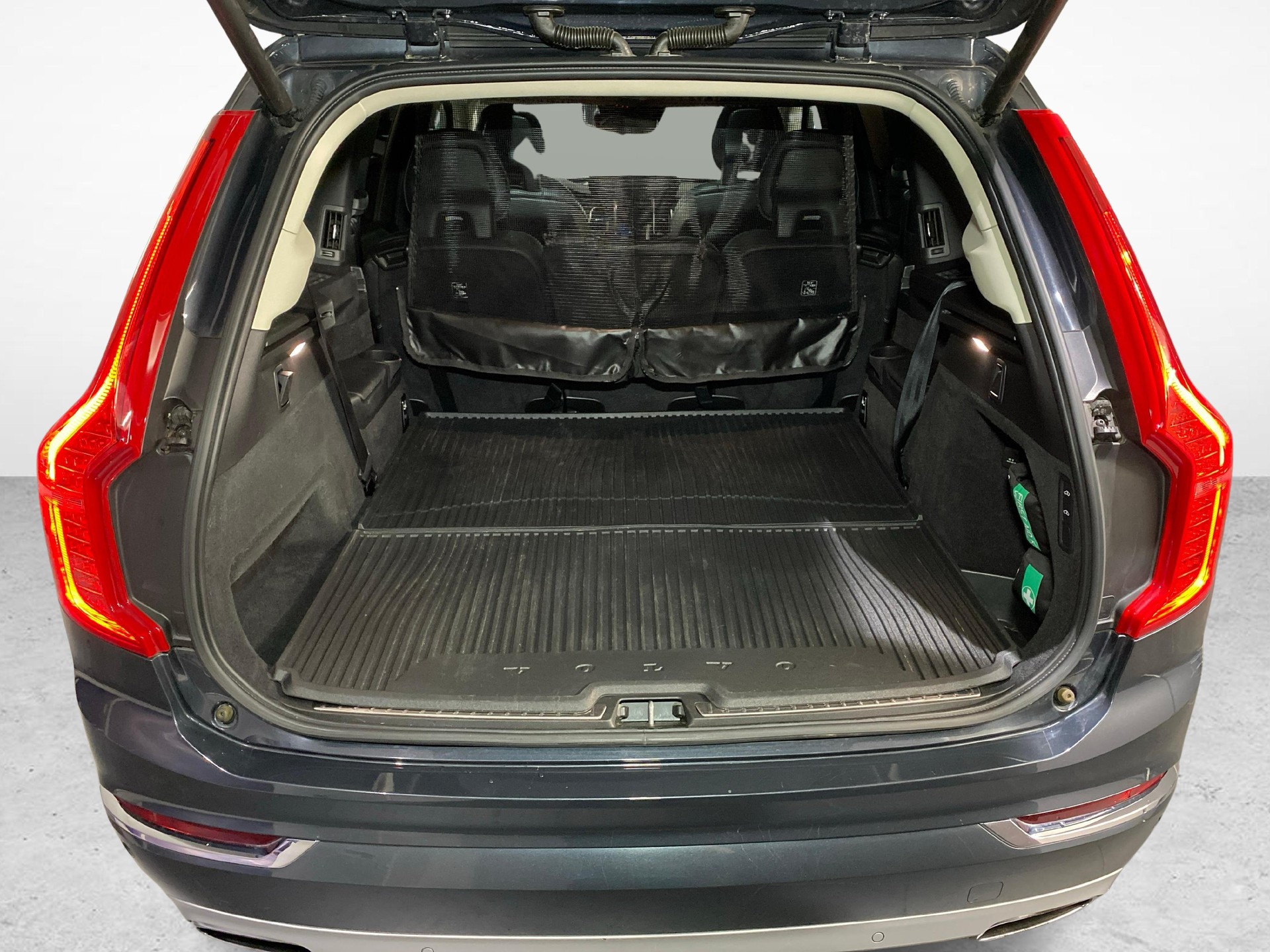 VOLVO XC90 2.0 T8 TE Inscription 7P. AWD-image-11