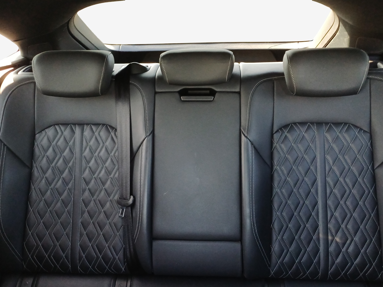 AUDI e-tron 55 Sportback S Line Black Edition quattro-image-11
