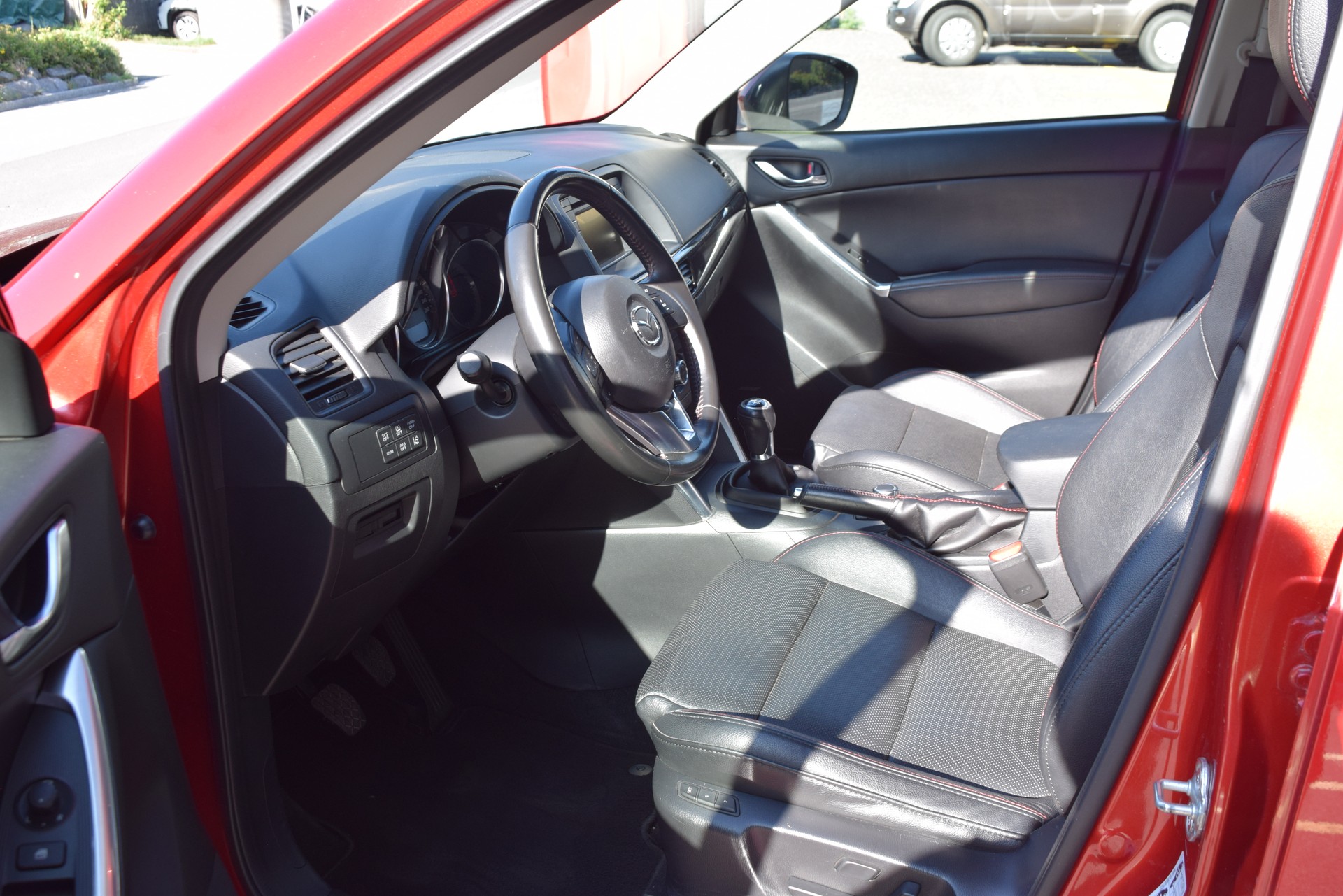 MAZDA CX-5 2.2 D HP Revolution AWD-image-15