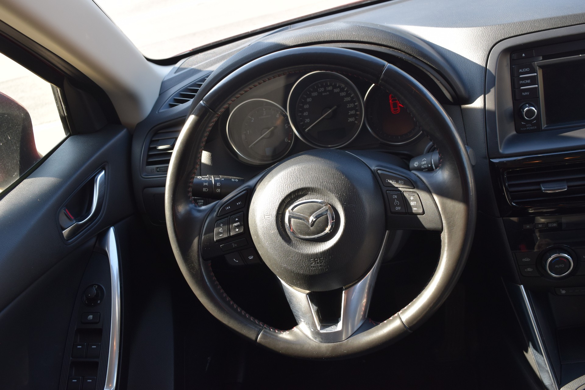 MAZDA CX-5 2.2 D HP Revolution AWD-image-13