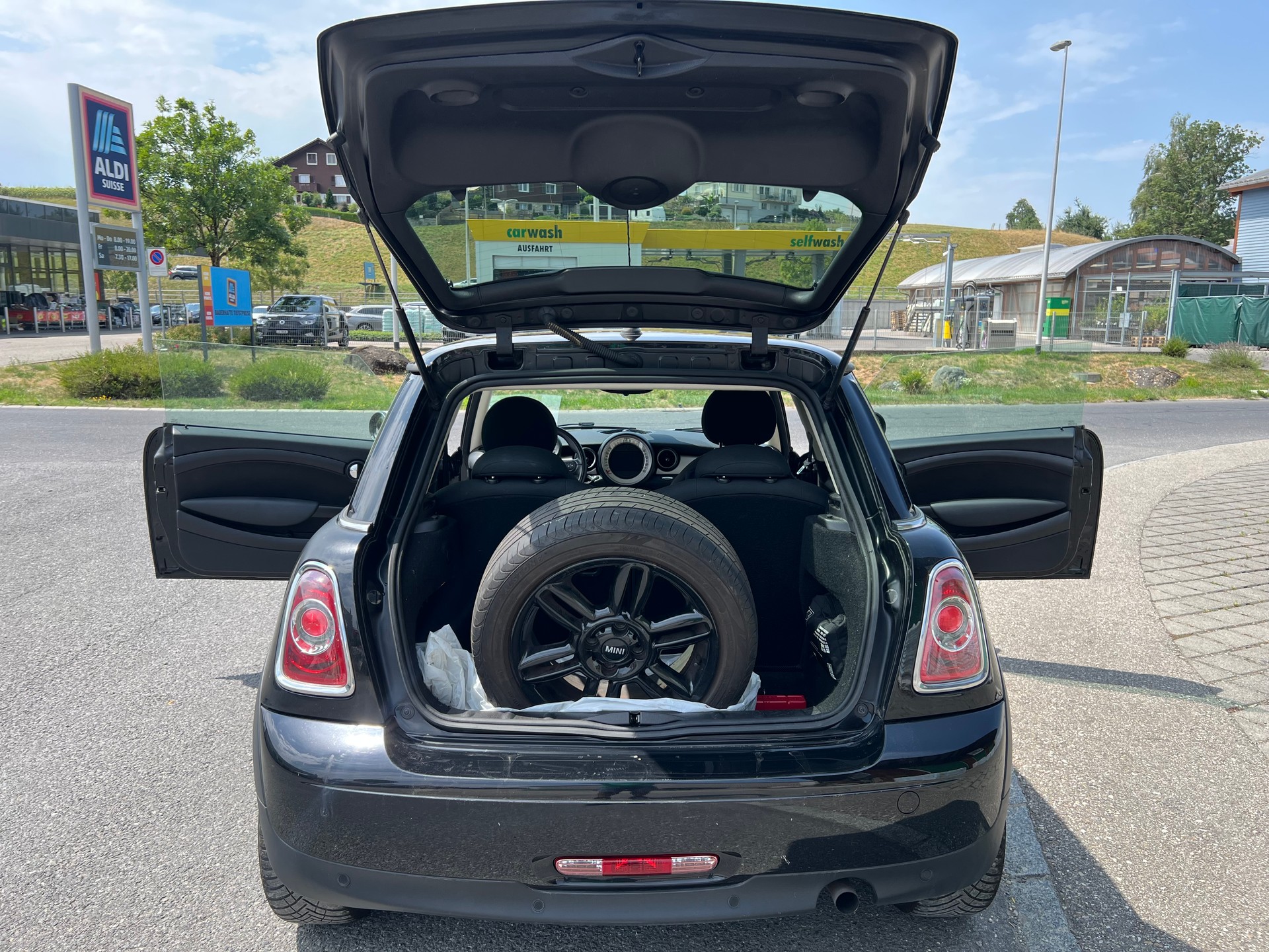 MINI One-image-7