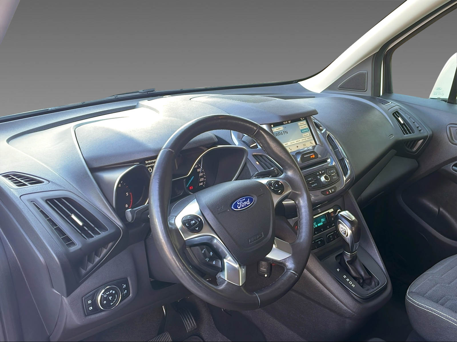 FORD Tourneo Connect 1.5 TDCi 120 Titanium-image-5