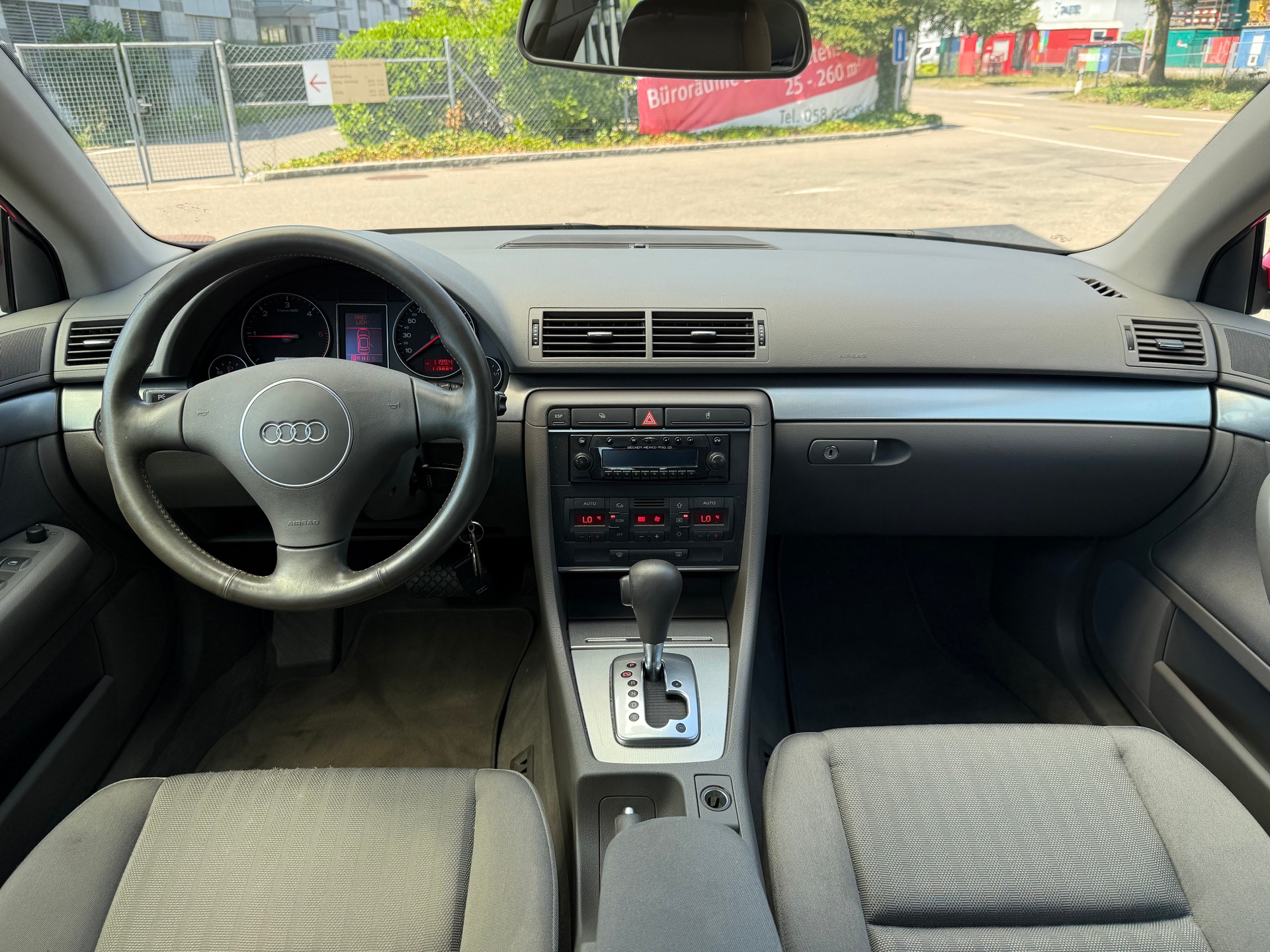 AUDI A4 1.9 TDI / Frisch ab MFK 24.07.2026 / KM GARANTIERT / 1.Hand! / 130PS / PDC / Automat / AHK 1600kg-image-7