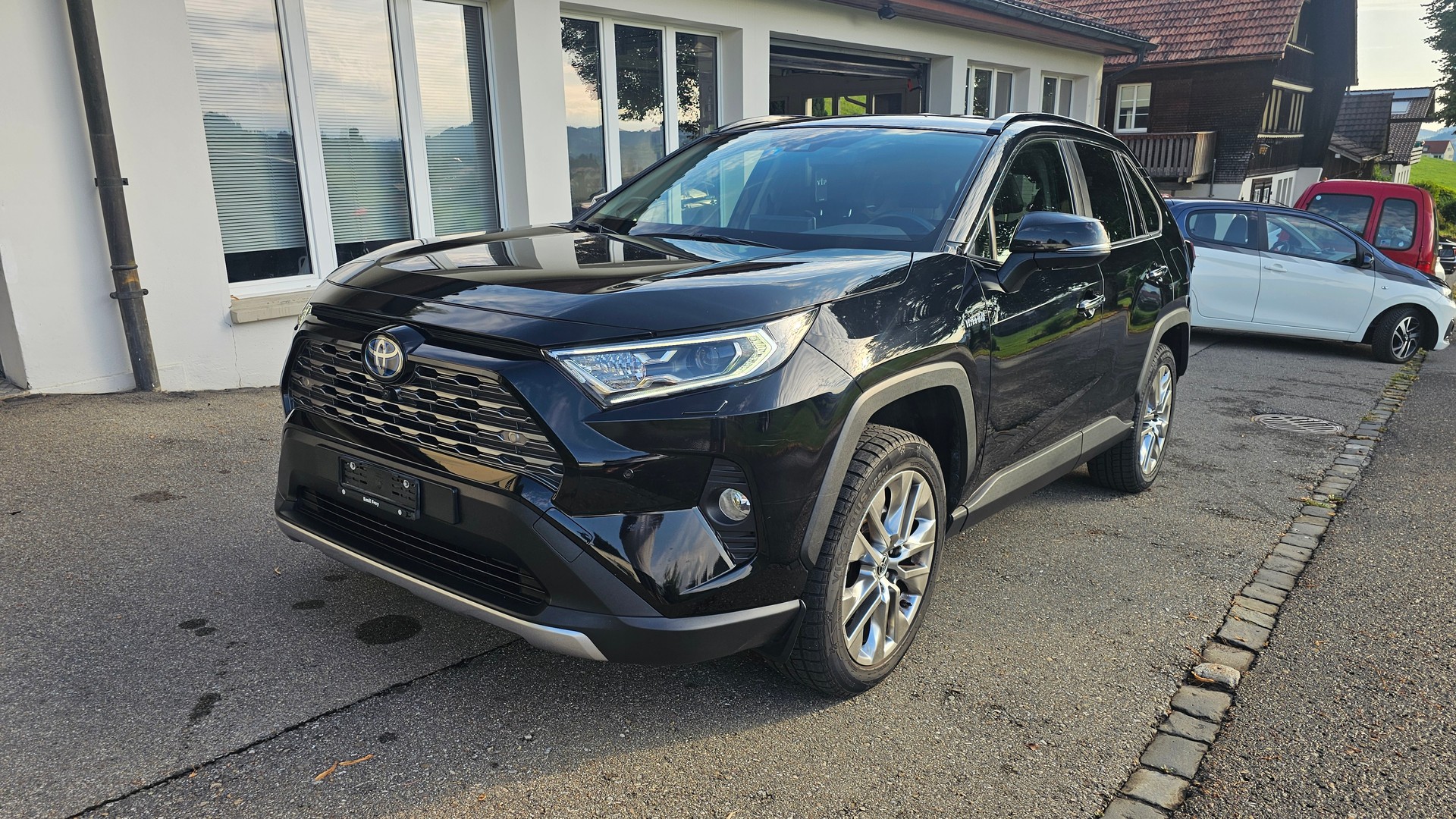 TOYOTA RAV-4 2.5 HSD Premium e-CVT 4WD-image-0