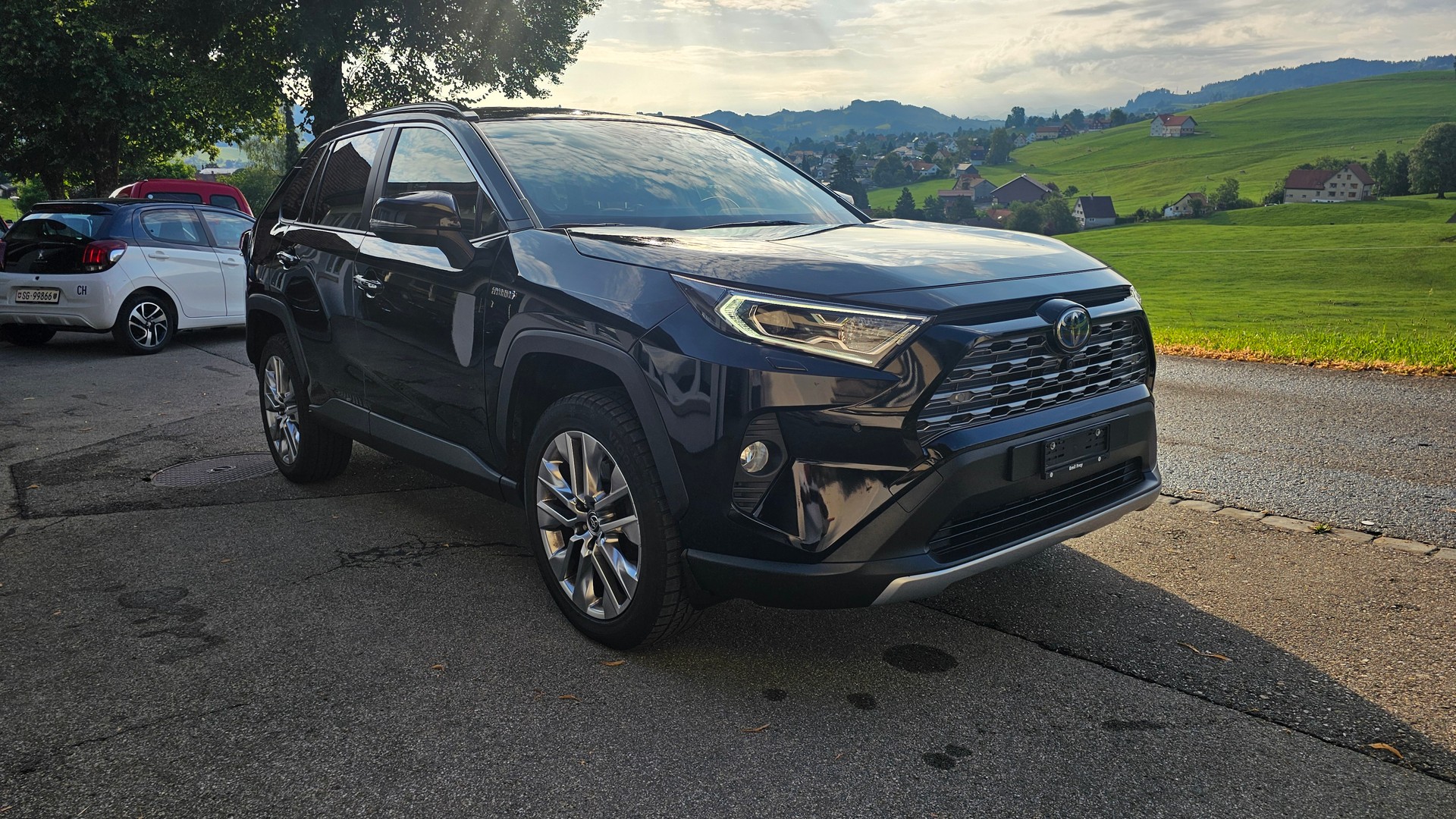 TOYOTA RAV-4 2.5 HSD Premium e-CVT 4WD-image-1