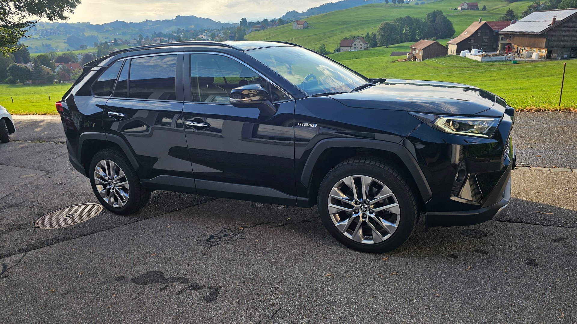 TOYOTA RAV-4 2.5 HSD Premium e-CVT 4WD-image-3
