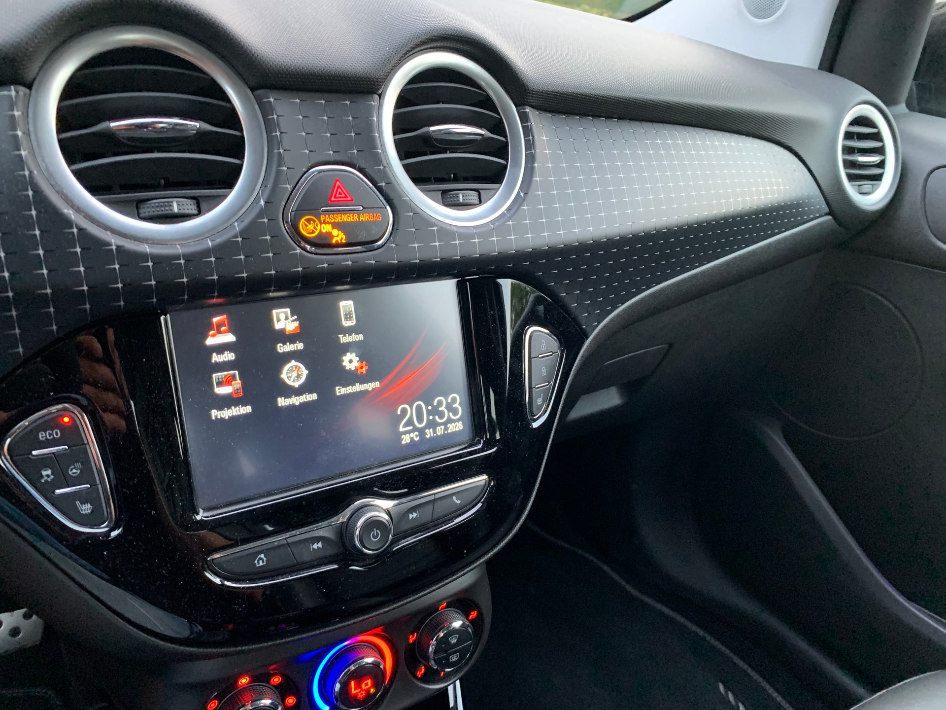 OPEL Adam 1.4 Turbo ROCKS S-image-9