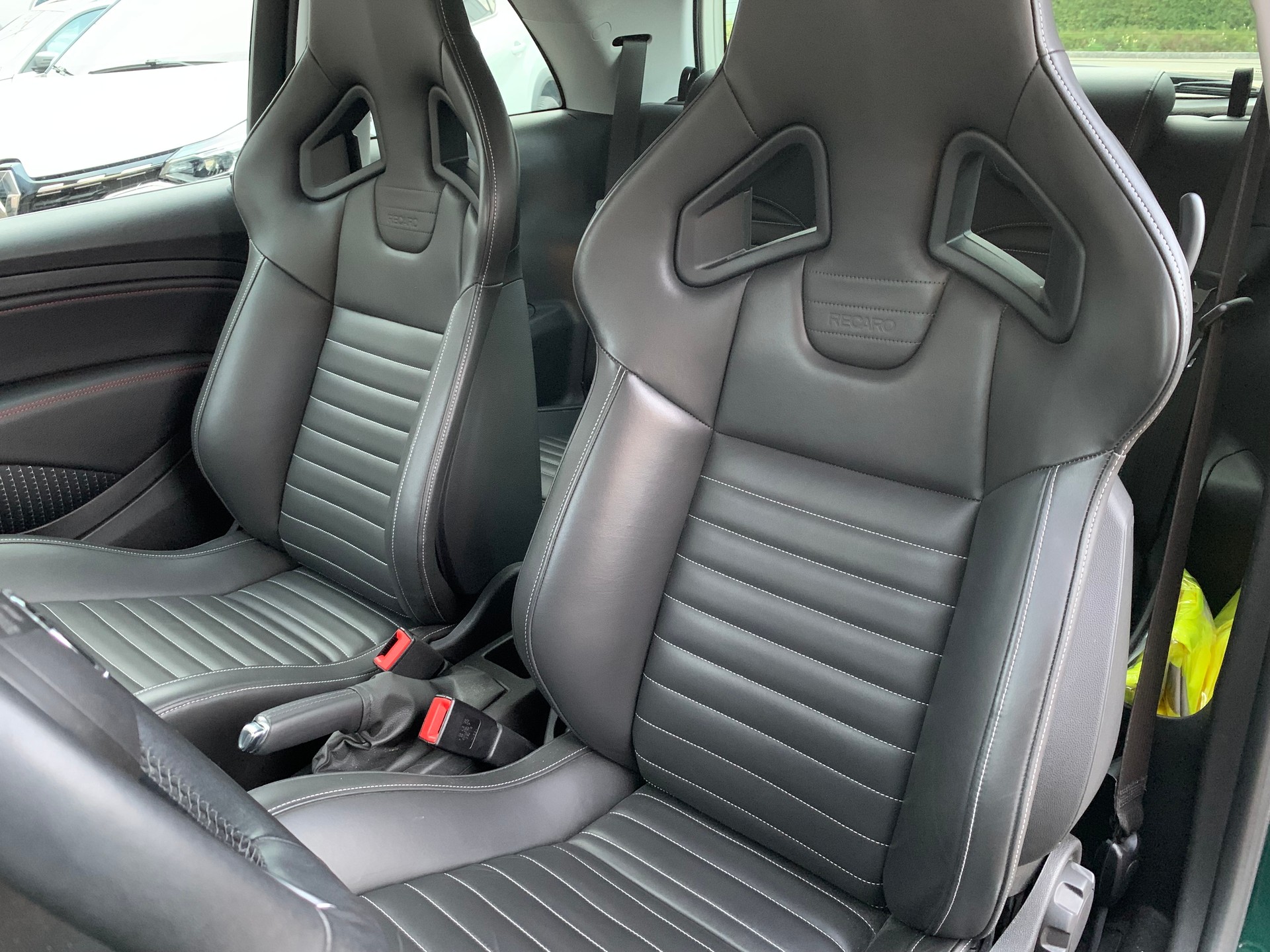 OPEL Adam 1.4 Turbo ROCKS S-image-12