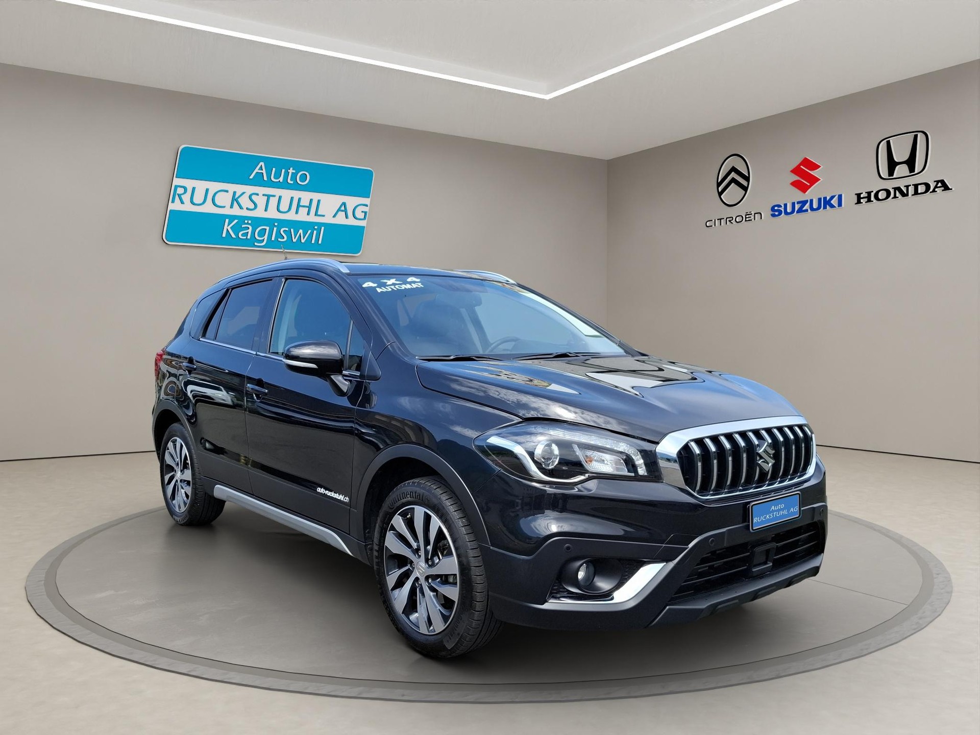 SUZUKI SX4 S-Cross 1.4 T Compact Top 4x4-image-1