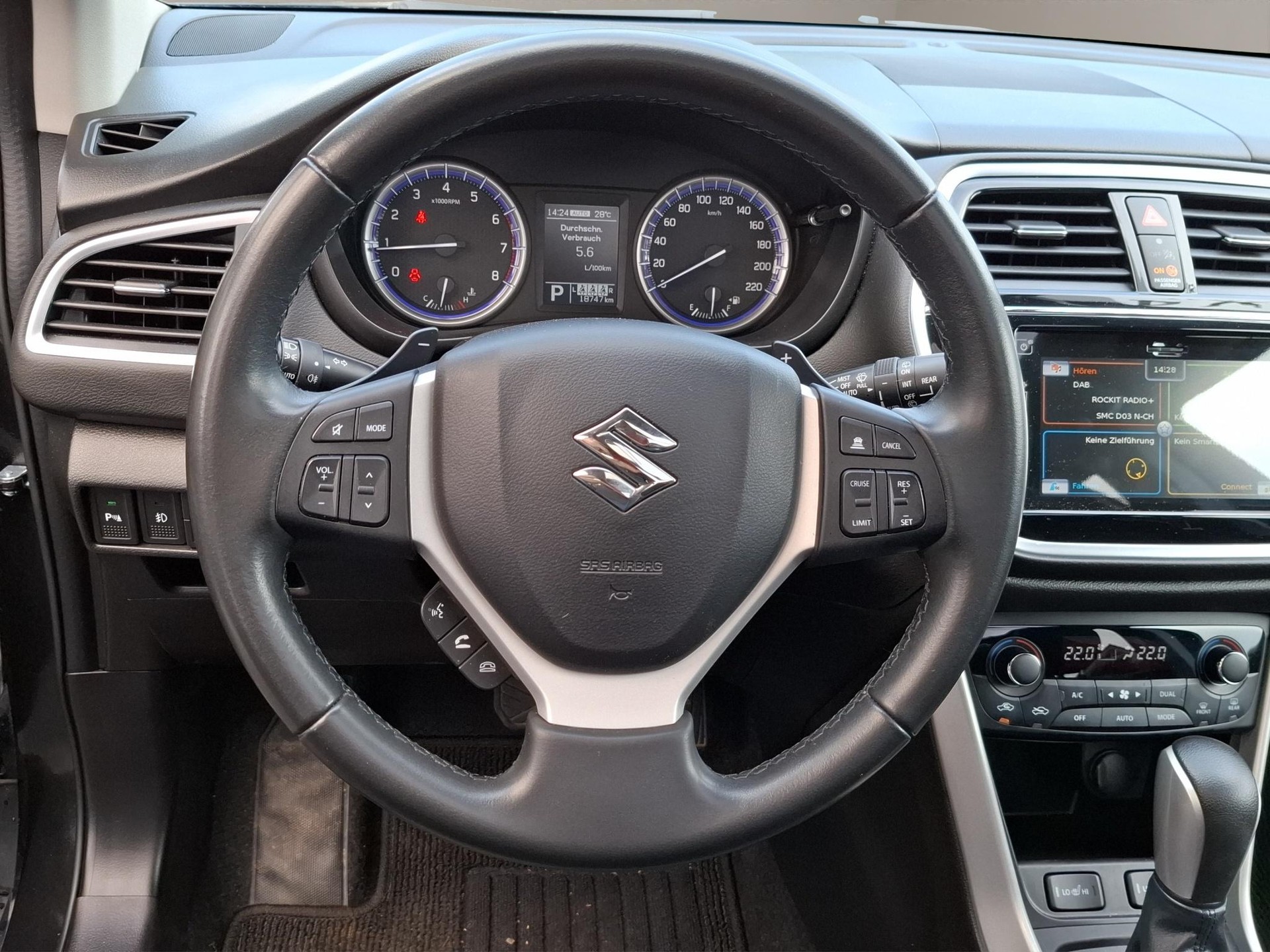 SUZUKI SX4 S-Cross 1.4 T Compact Top 4x4-image-6